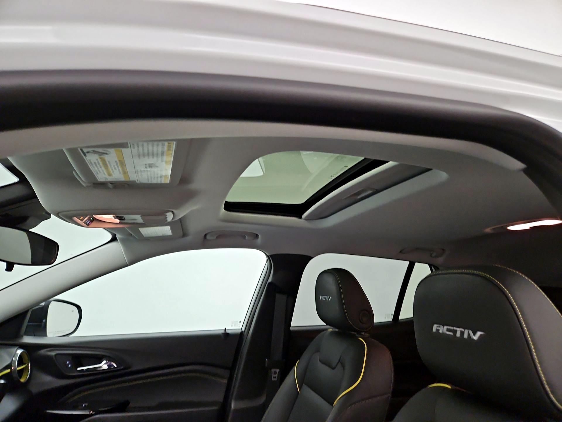 Thumbnail: 2024 Chevrolet Trax - 19