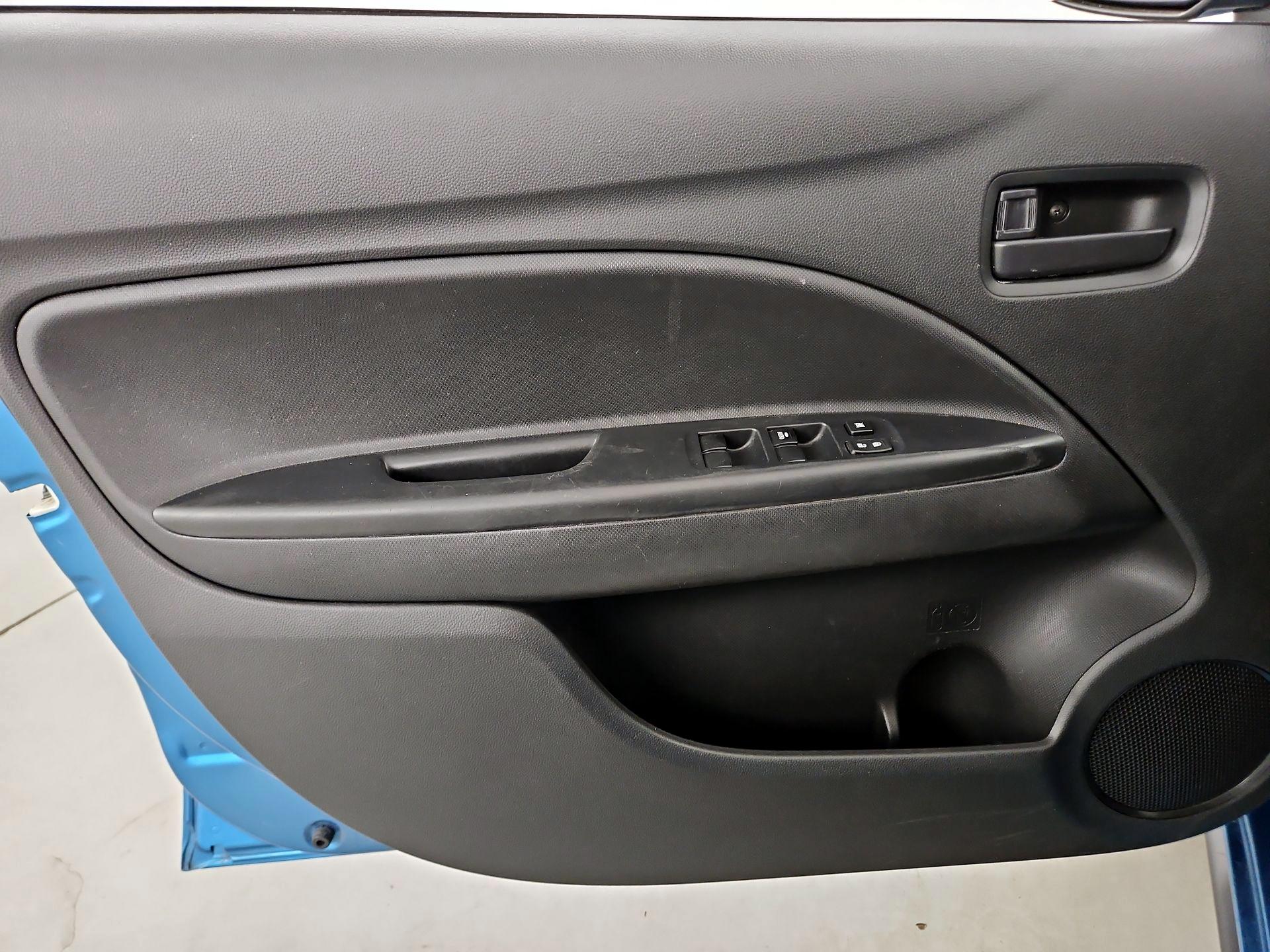 Thumbnail: 2021 Mitsubishi Mirage - 12