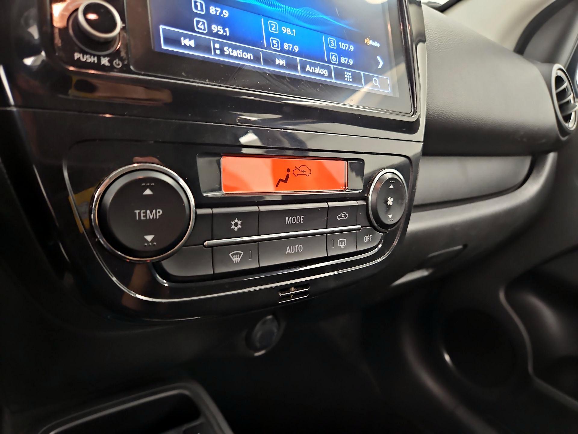 Thumbnail: 2021 Mitsubishi Mirage - 16