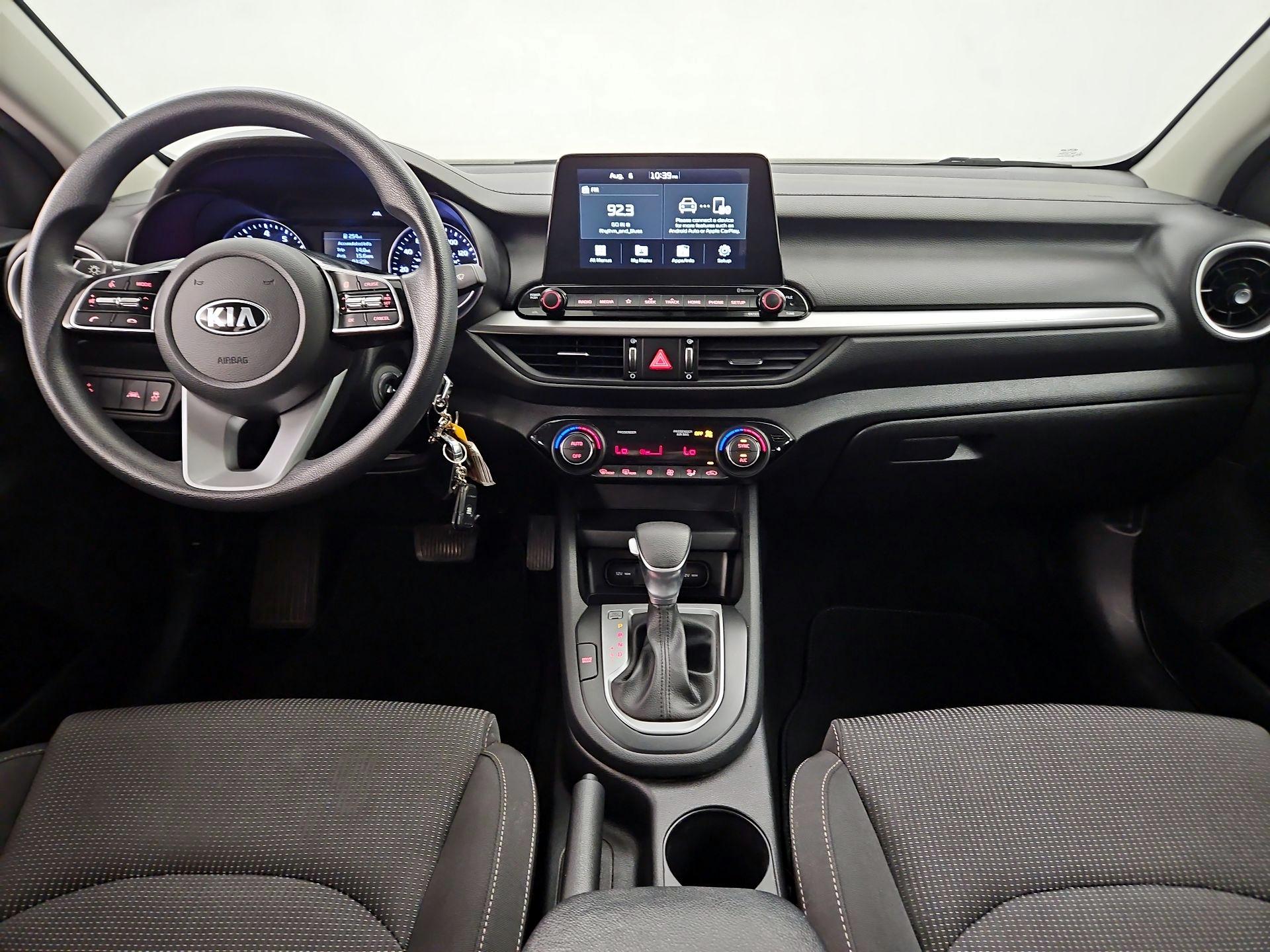 Thumbnail: 2019 Kia Forte - 9