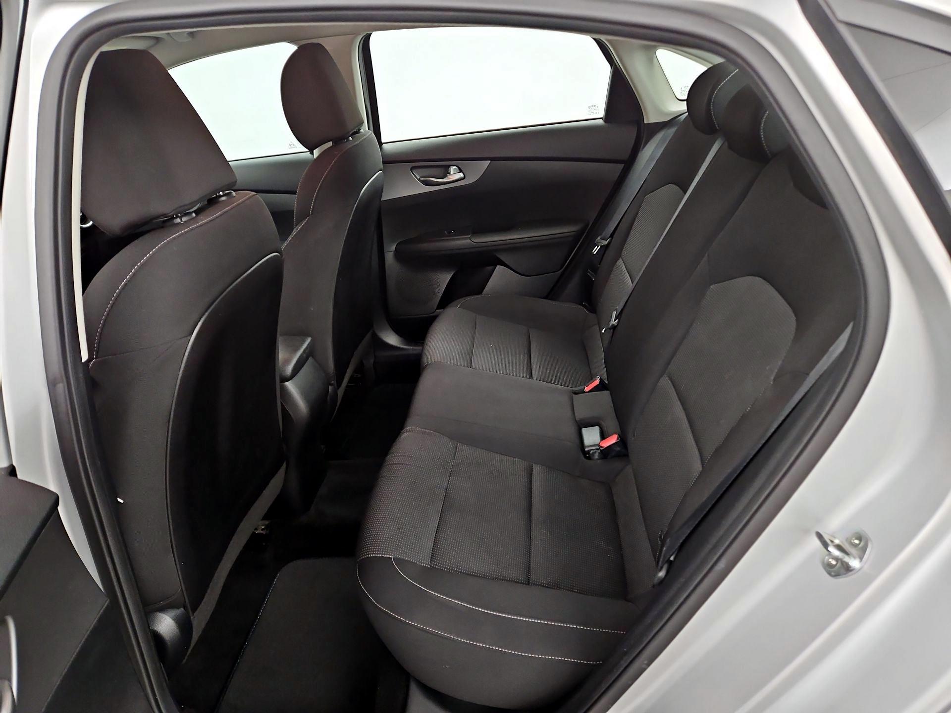 Thumbnail: 2019 Kia Forte - 19