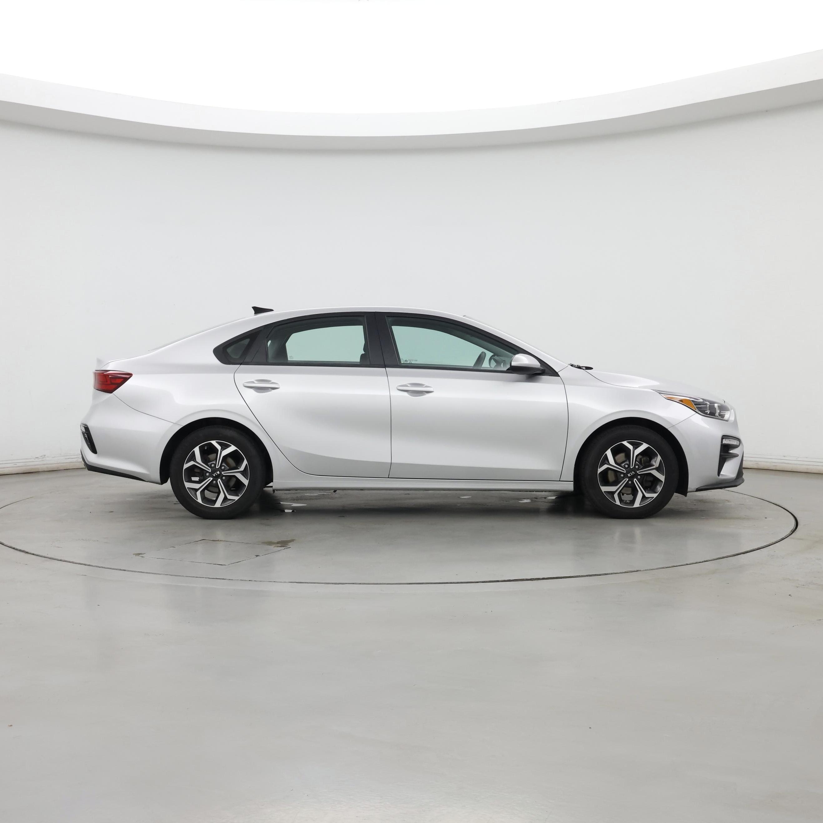 Thumbnail: 2019 Kia Forte - 7