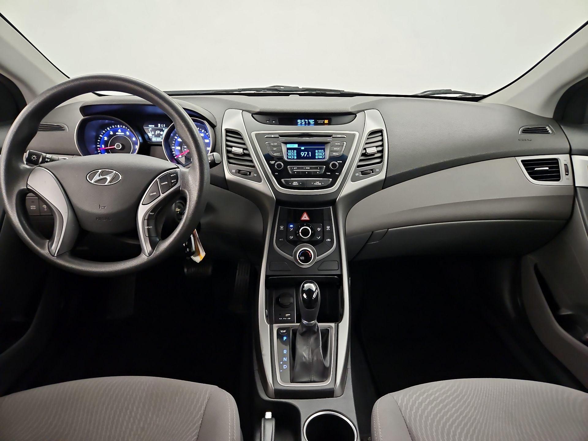 Thumbnail: 2016 Hyundai Elantra - 9