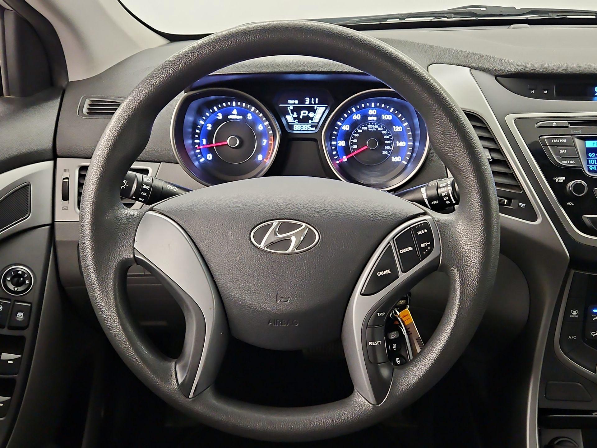Thumbnail: 2016 Hyundai Elantra - 10