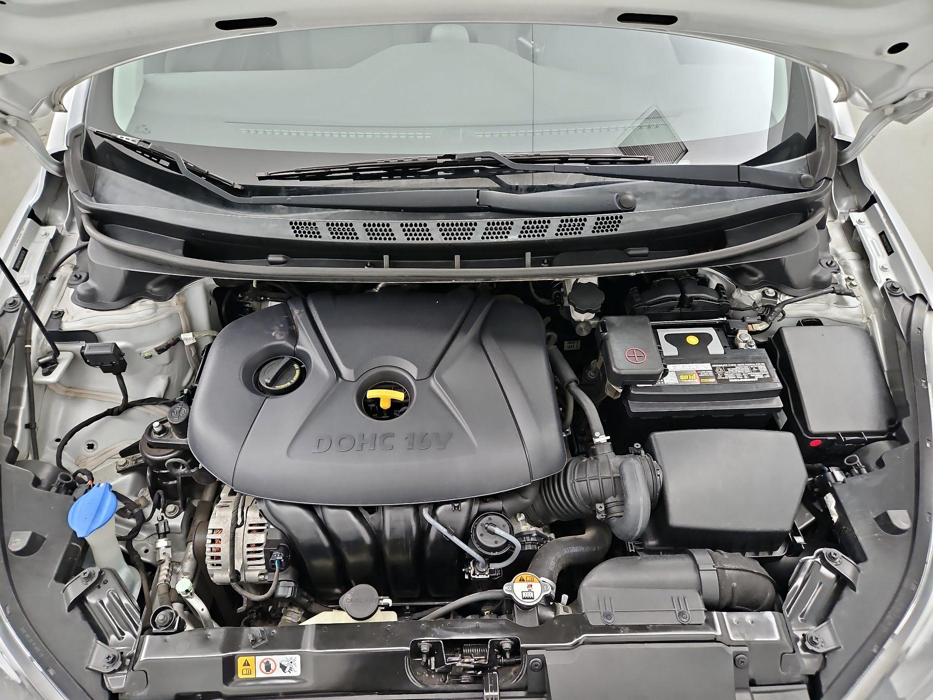 Thumbnail: 2016 Hyundai Elantra - 20