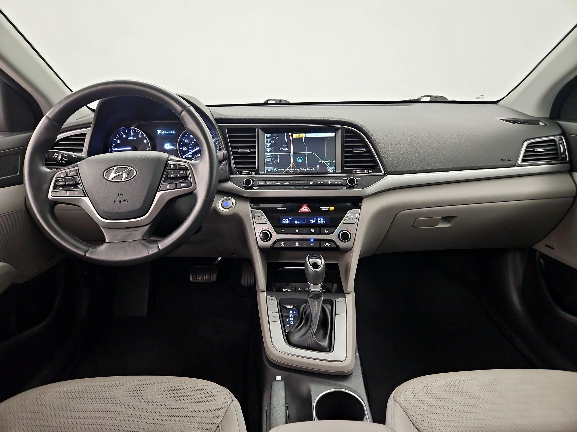 Thumbnail: 2017 Hyundai Elantra - 9