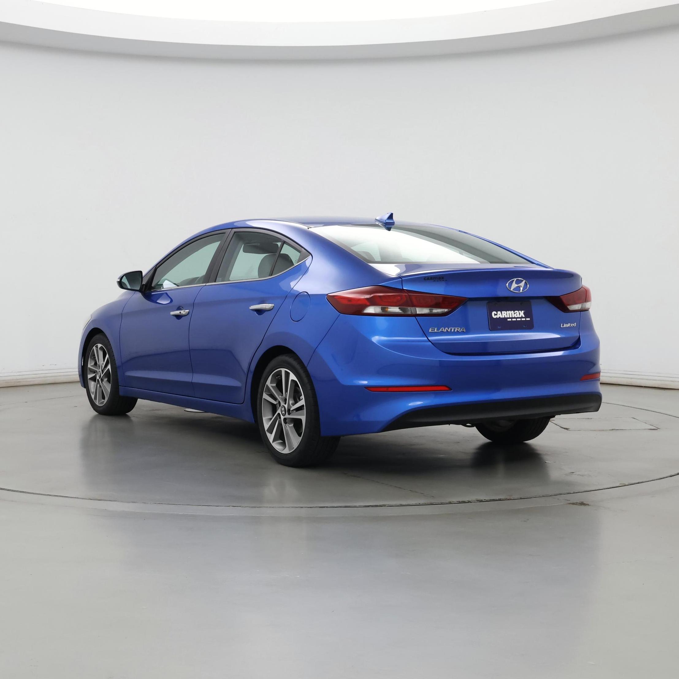 Thumbnail: 2017 Hyundai Elantra - 2