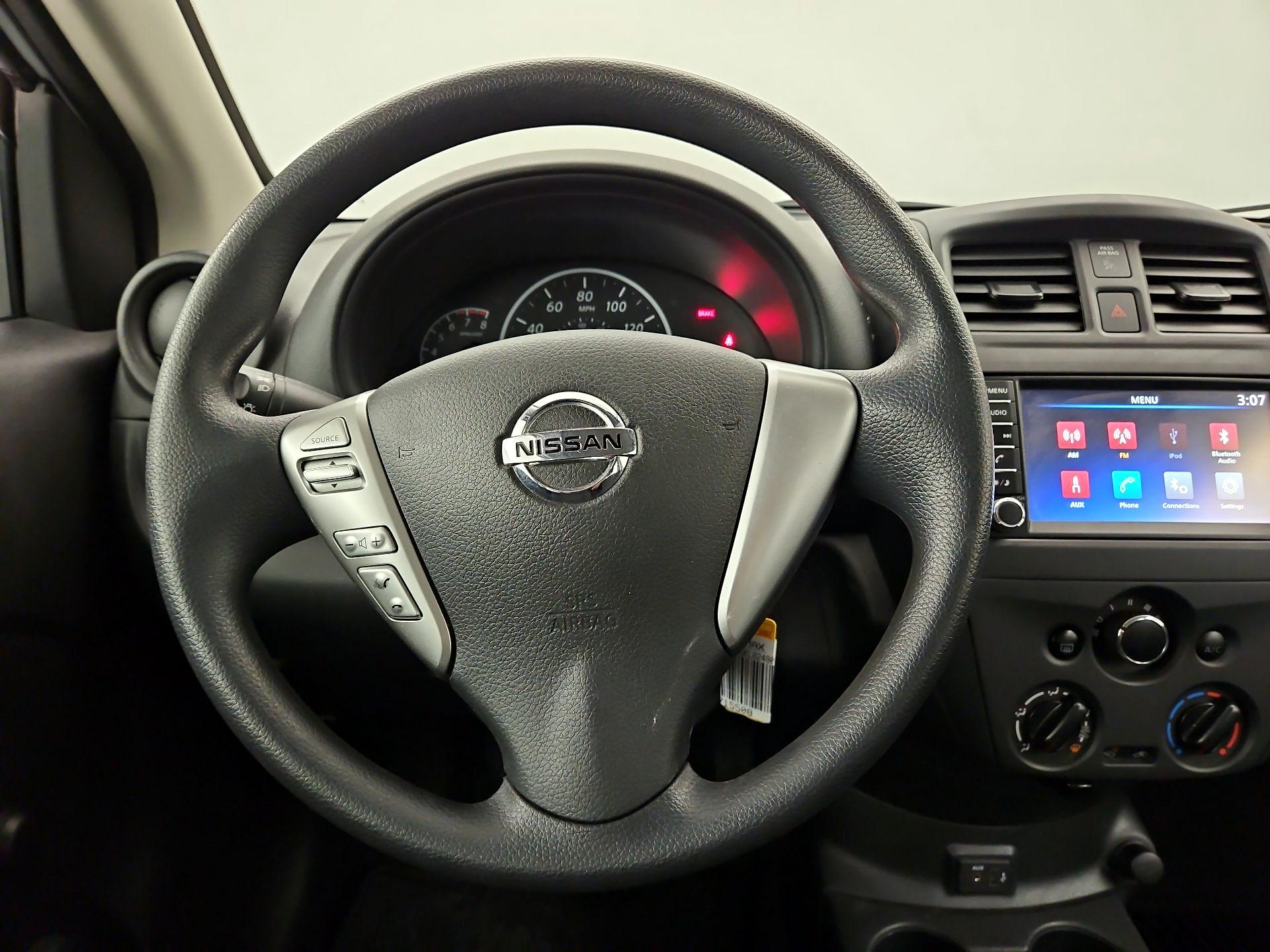 Thumbnail: 2019 Nissan Versa - 10