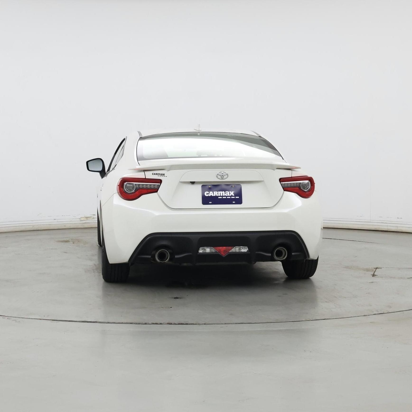 Thumbnail: 2017 Toyota 86 - 6
