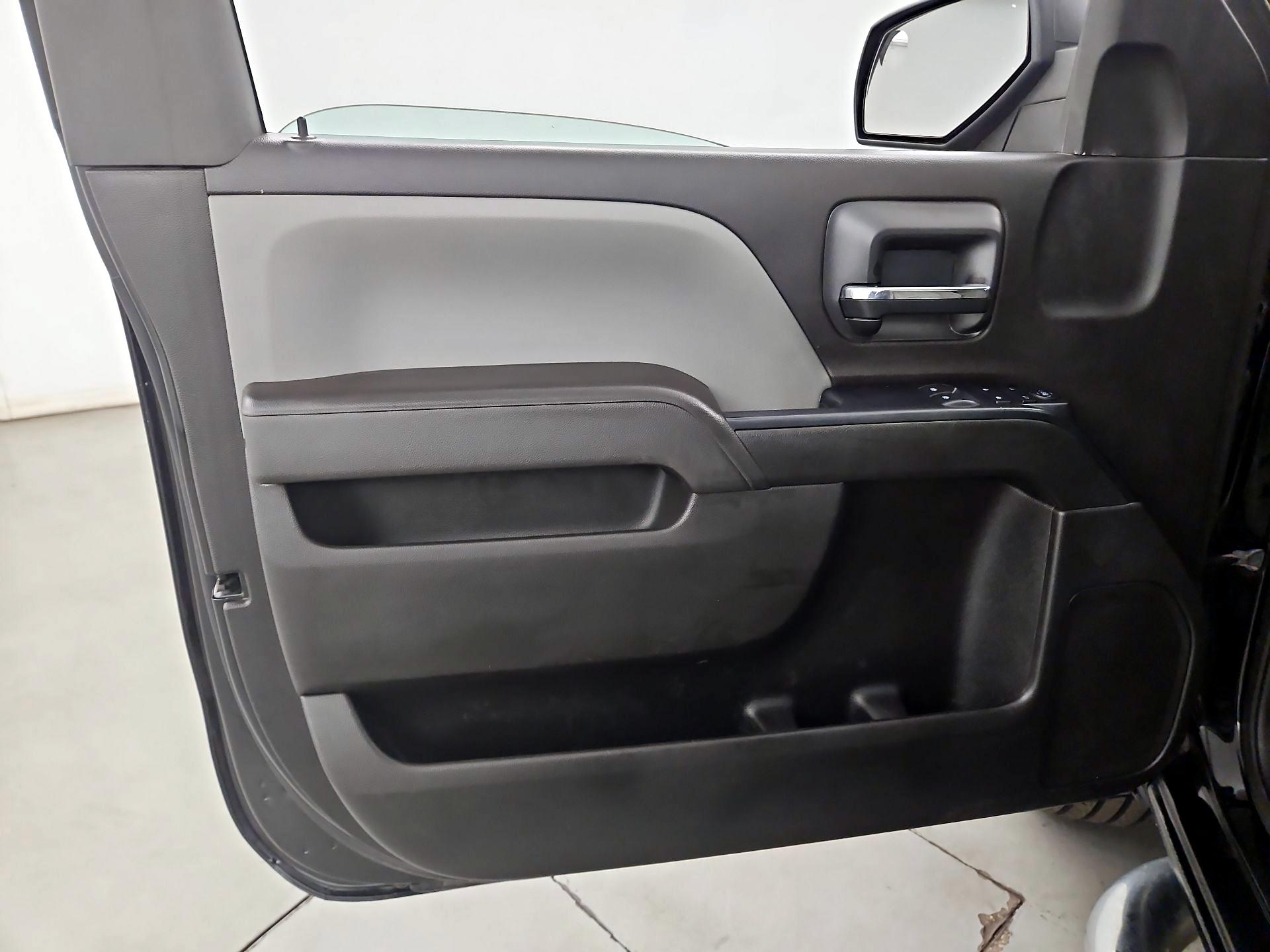 Thumbnail: 2016 Chevrolet Silverado 1500 - 12