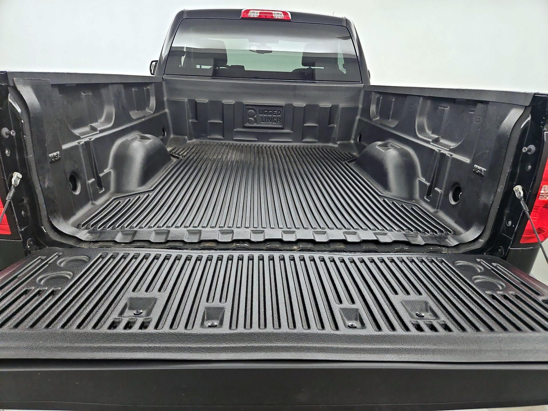 Thumbnail: 2016 Chevrolet Silverado 1500 - 18