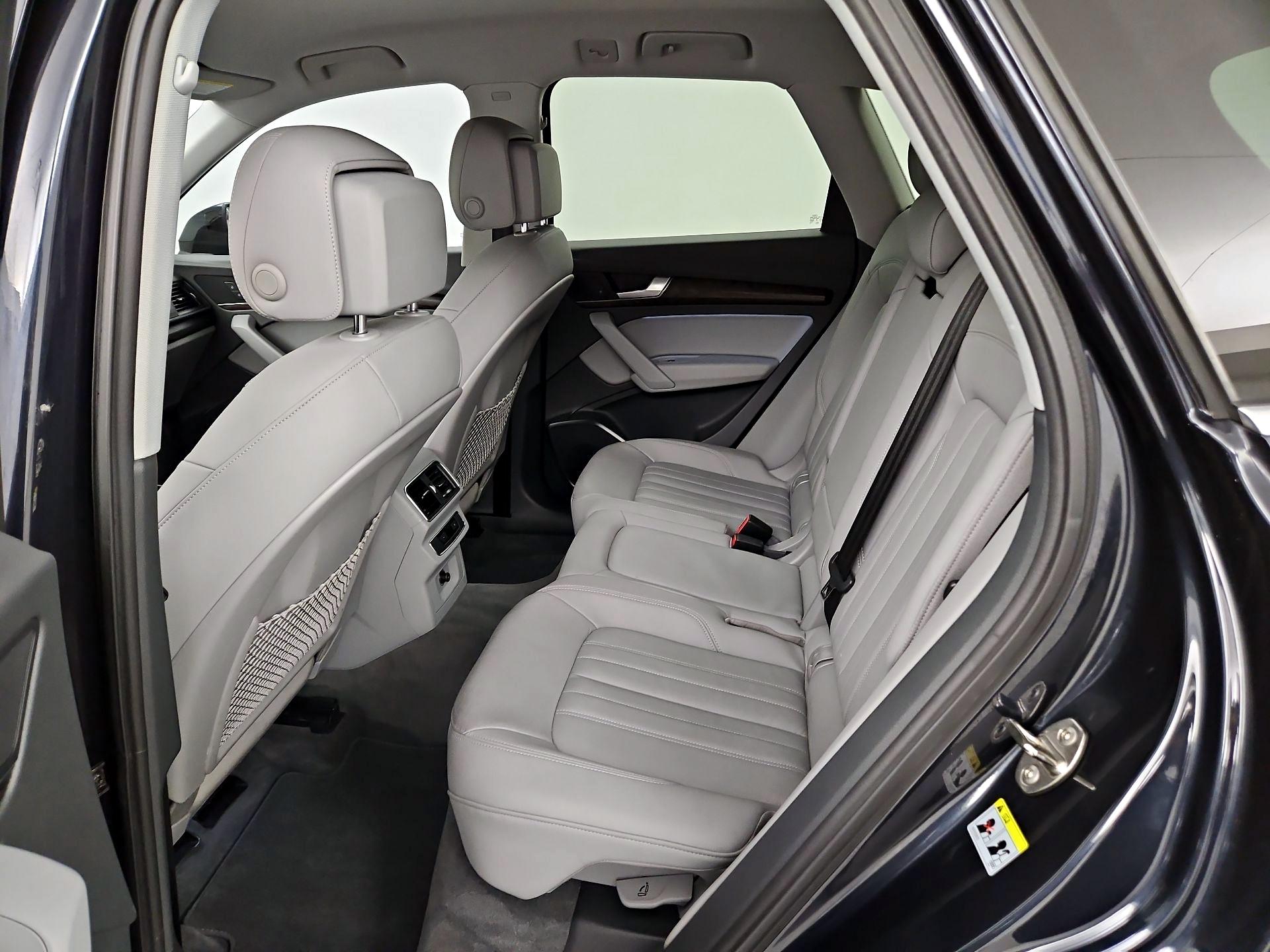 Thumbnail: 2019 Audi Q5 - 19