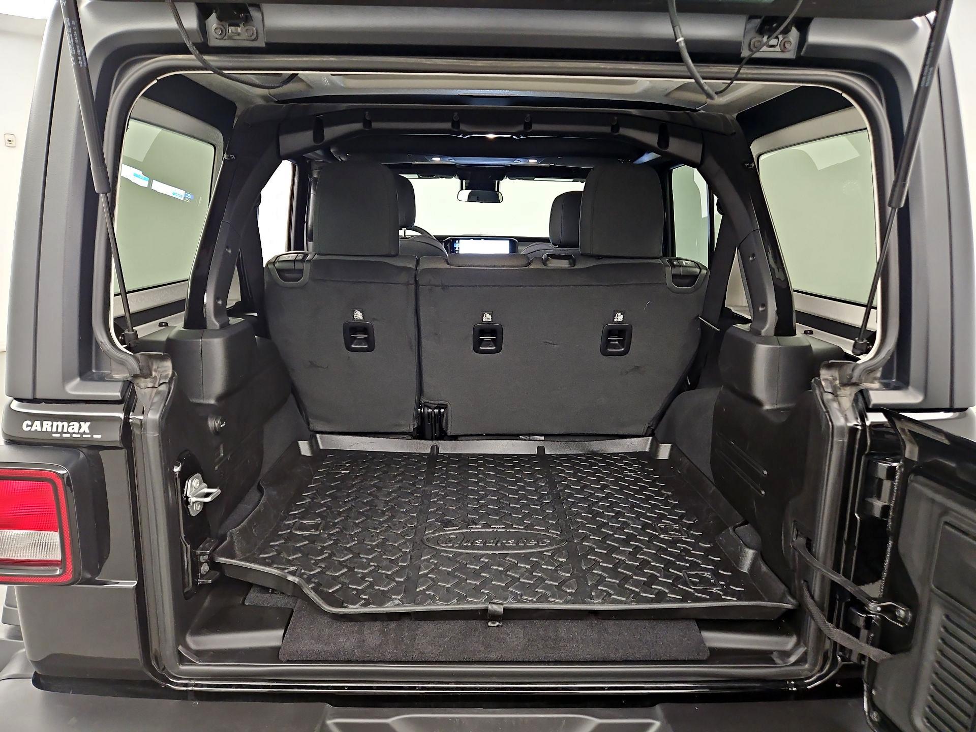 Thumbnail: 2024 Jeep Wrangler - 20