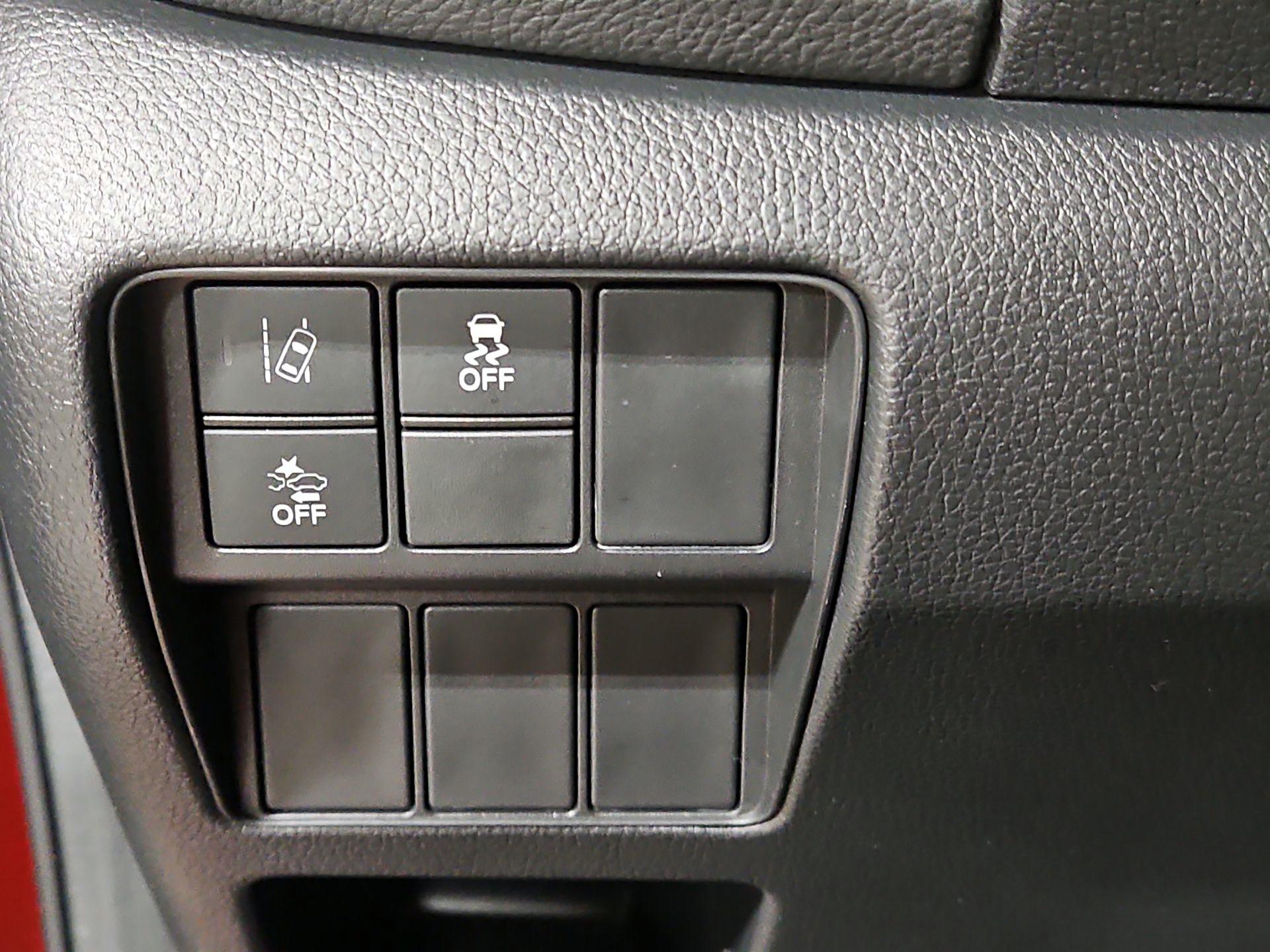 Thumbnail: 2017 Honda CR-V - 13
