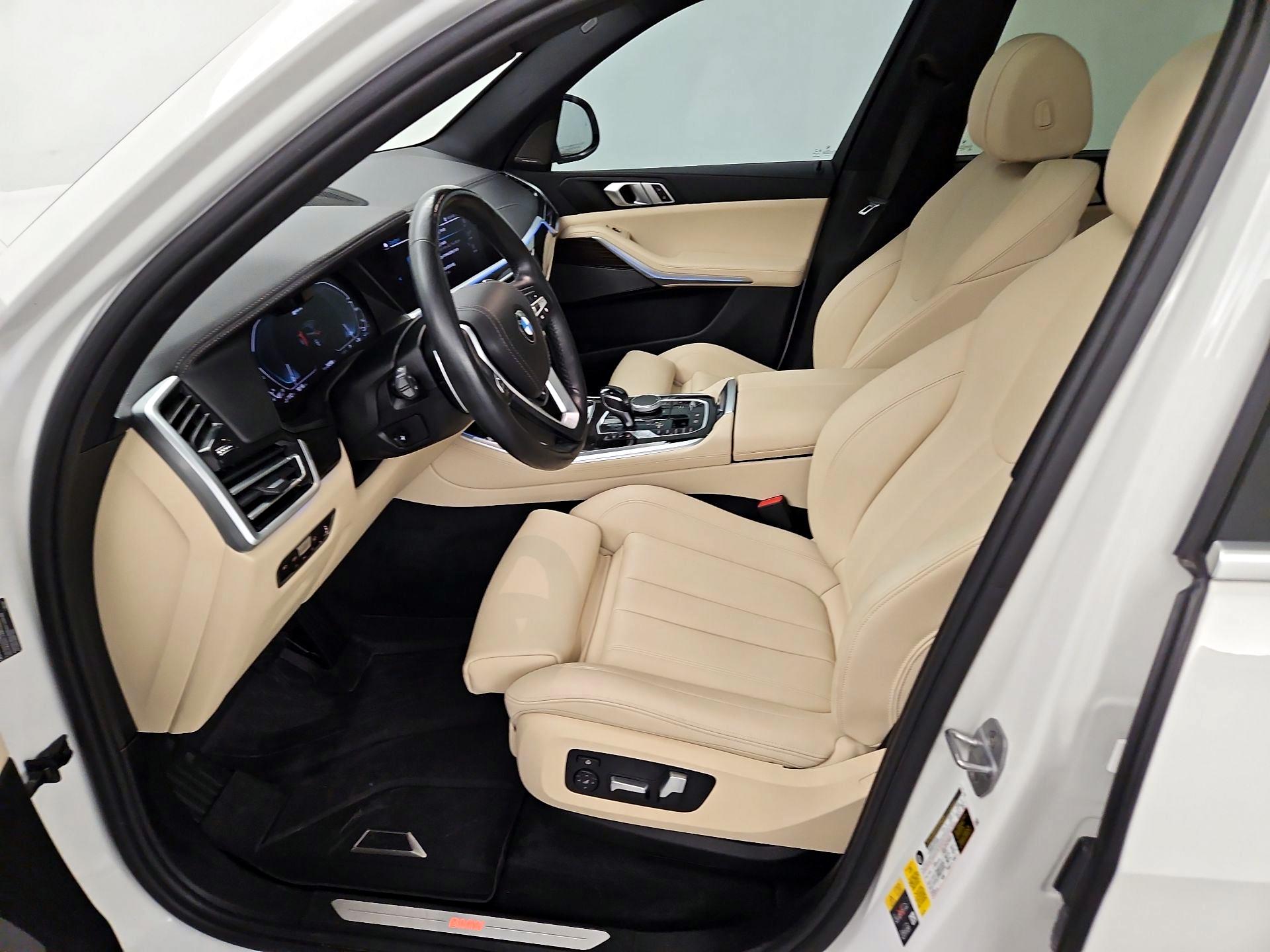 Thumbnail: 2021 BMW X5 - 11