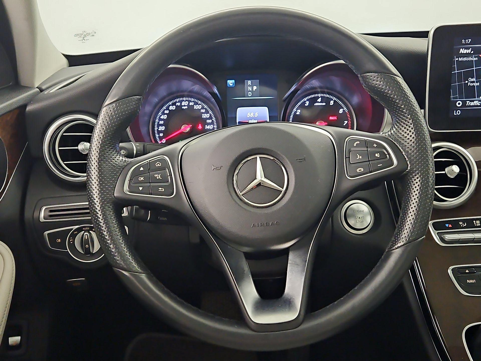 Thumbnail: 2018 Mercedes-Benz C-Class - 10