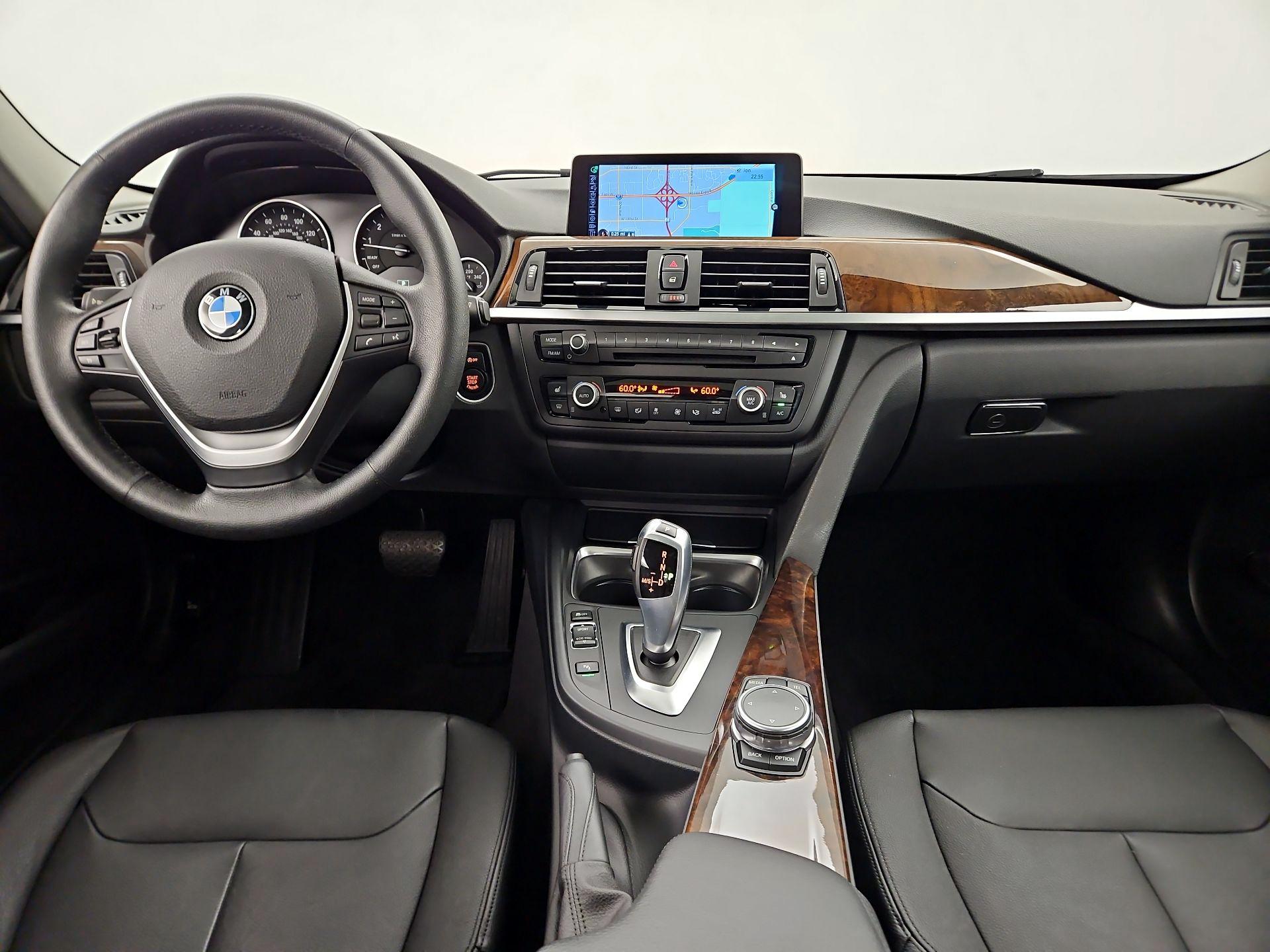 Thumbnail: 2015 BMW 3 Series - 9