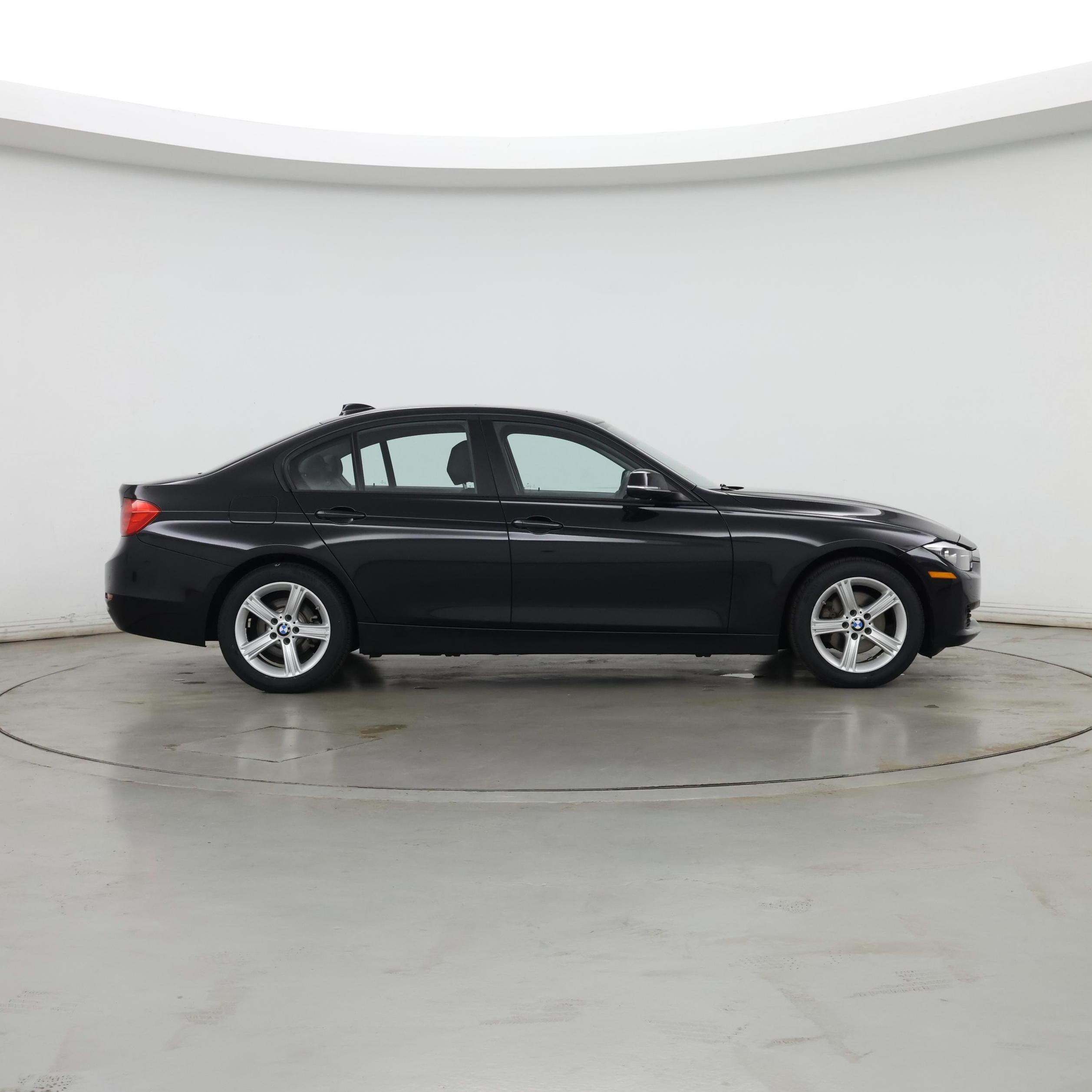 Thumbnail: 2015 BMW 3 Series - 7