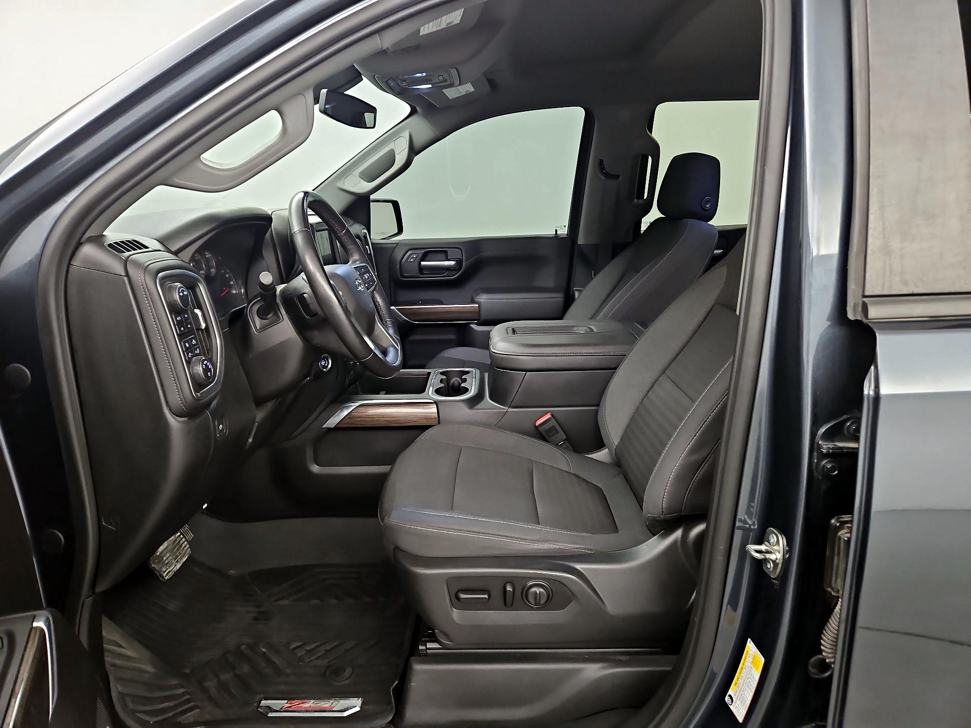 Thumbnail: 2020 Chevrolet Silverado 1500 - 11