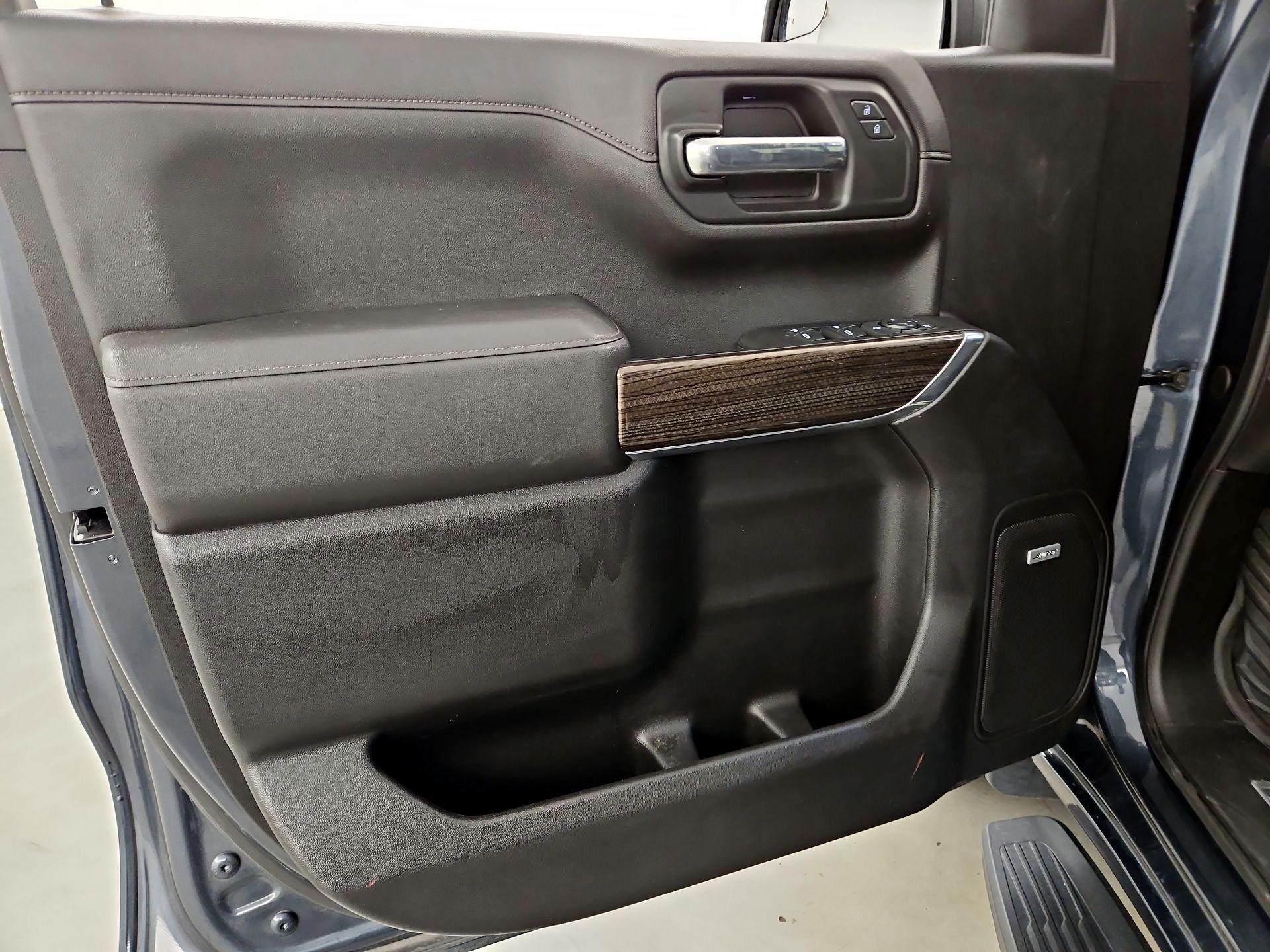 Thumbnail: 2020 Chevrolet Silverado 1500 - 12