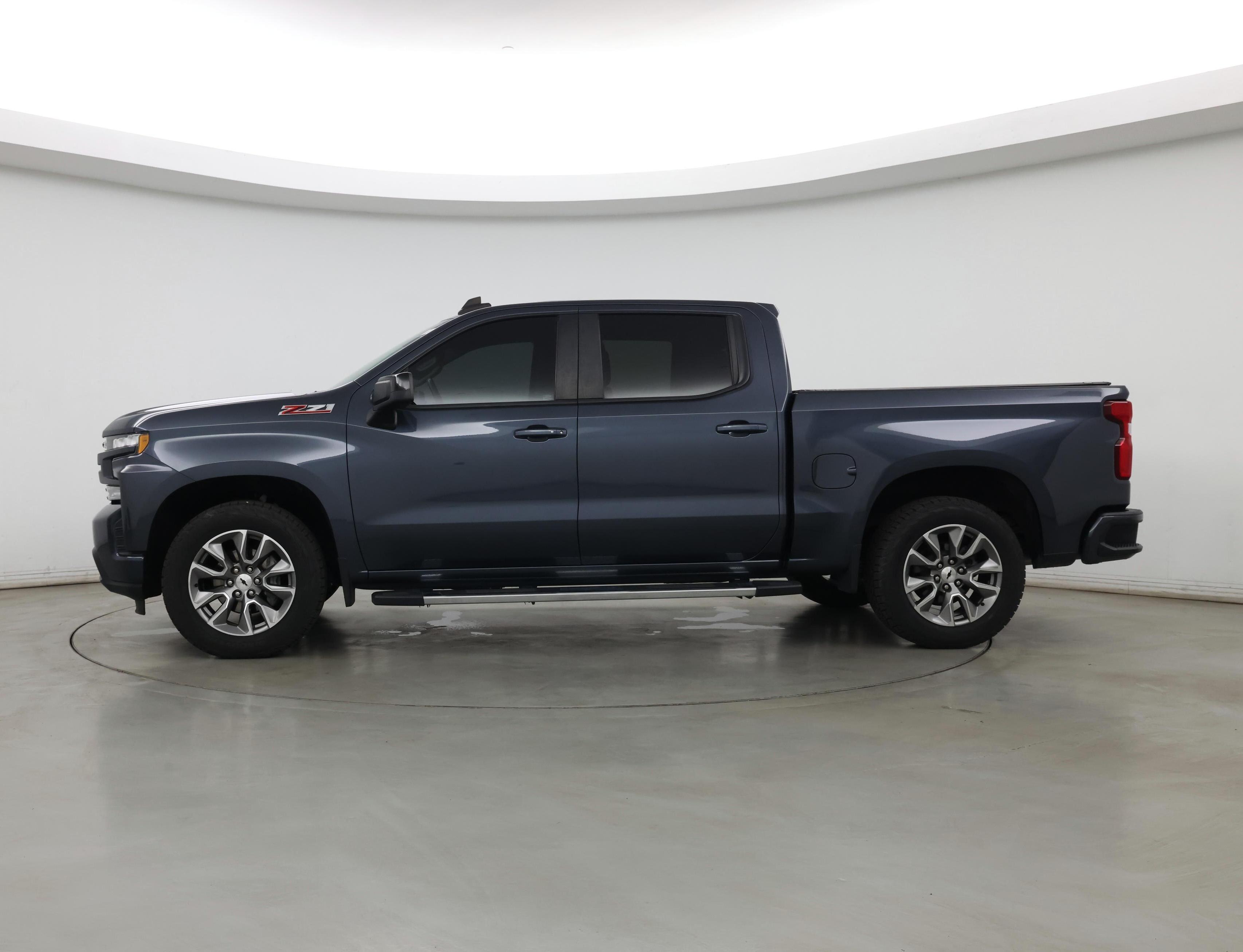 Thumbnail: 2020 Chevrolet Silverado 1500 - 3