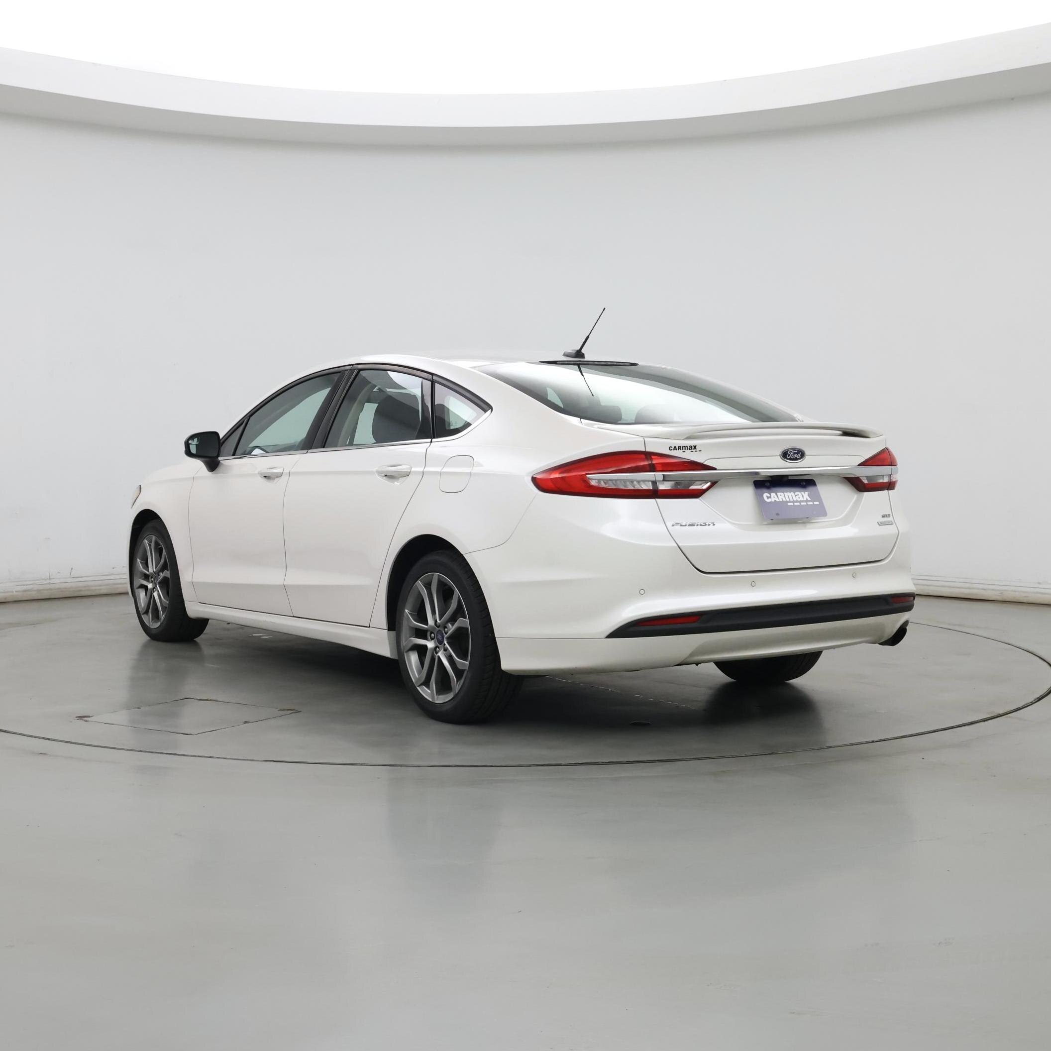 Thumbnail: 2017 Ford Fusion - 2