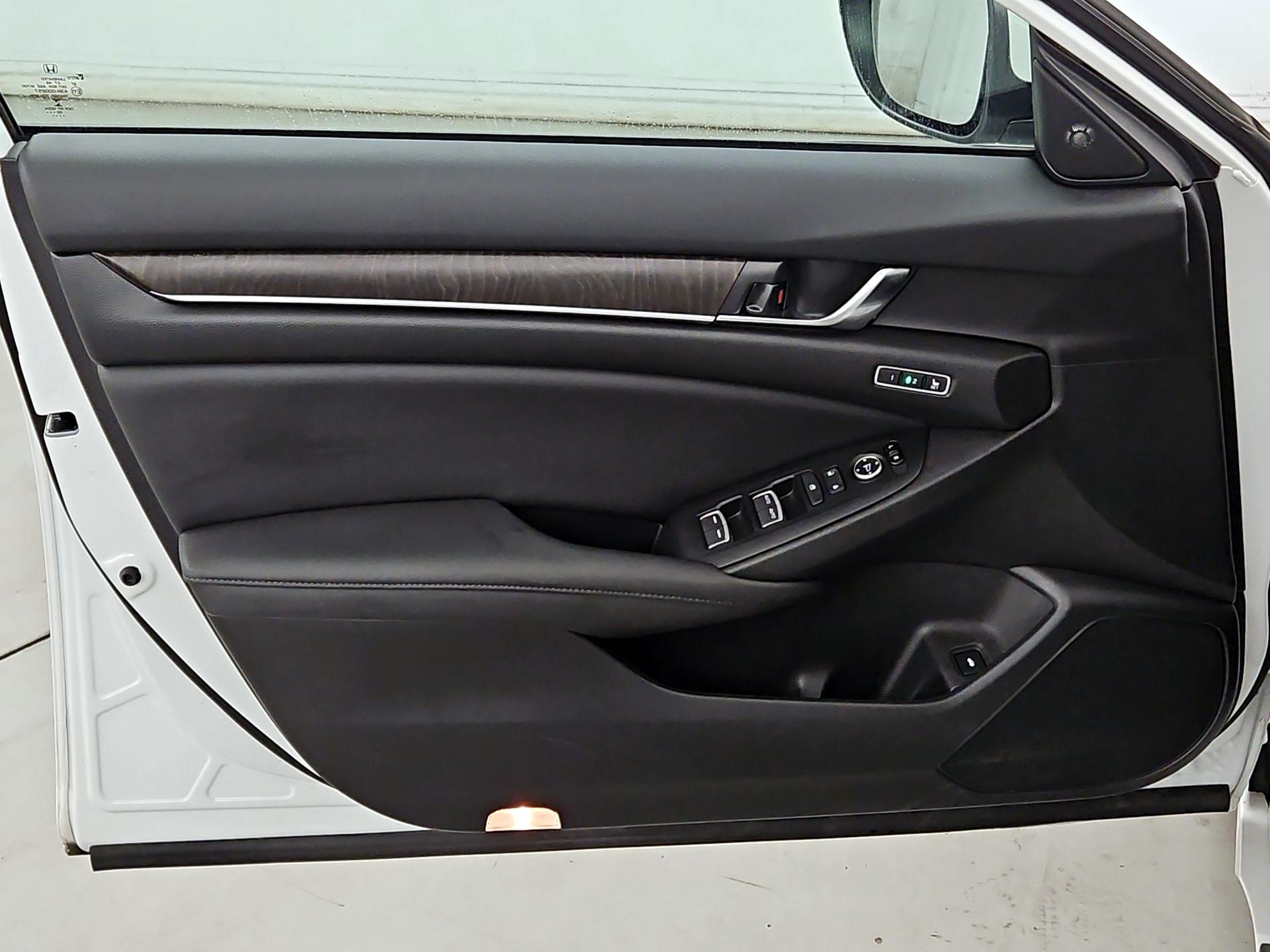 Thumbnail: 2021 Honda Accord - 12
