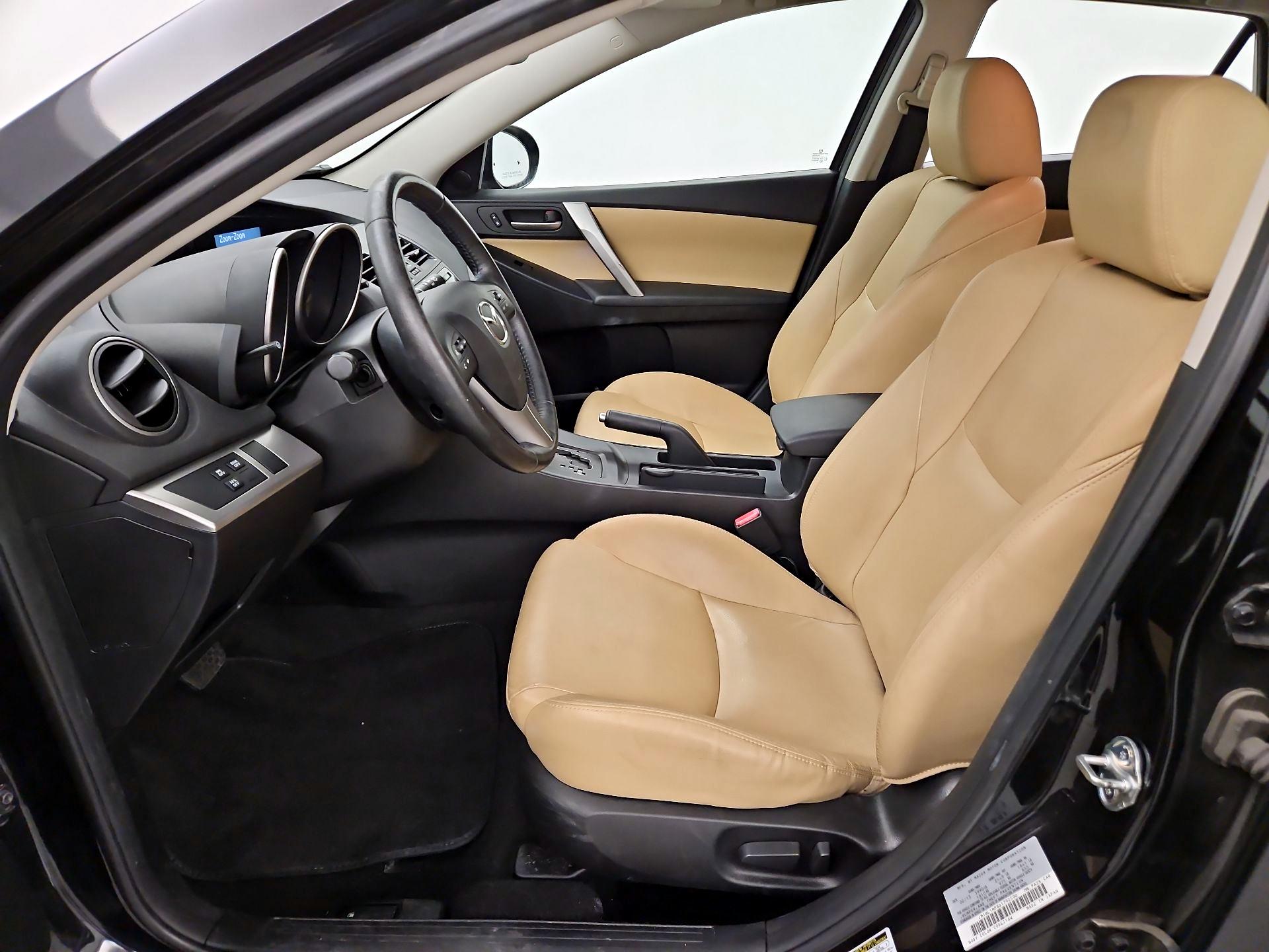 Thumbnail: 2013 Mazda Mazda3 - 11