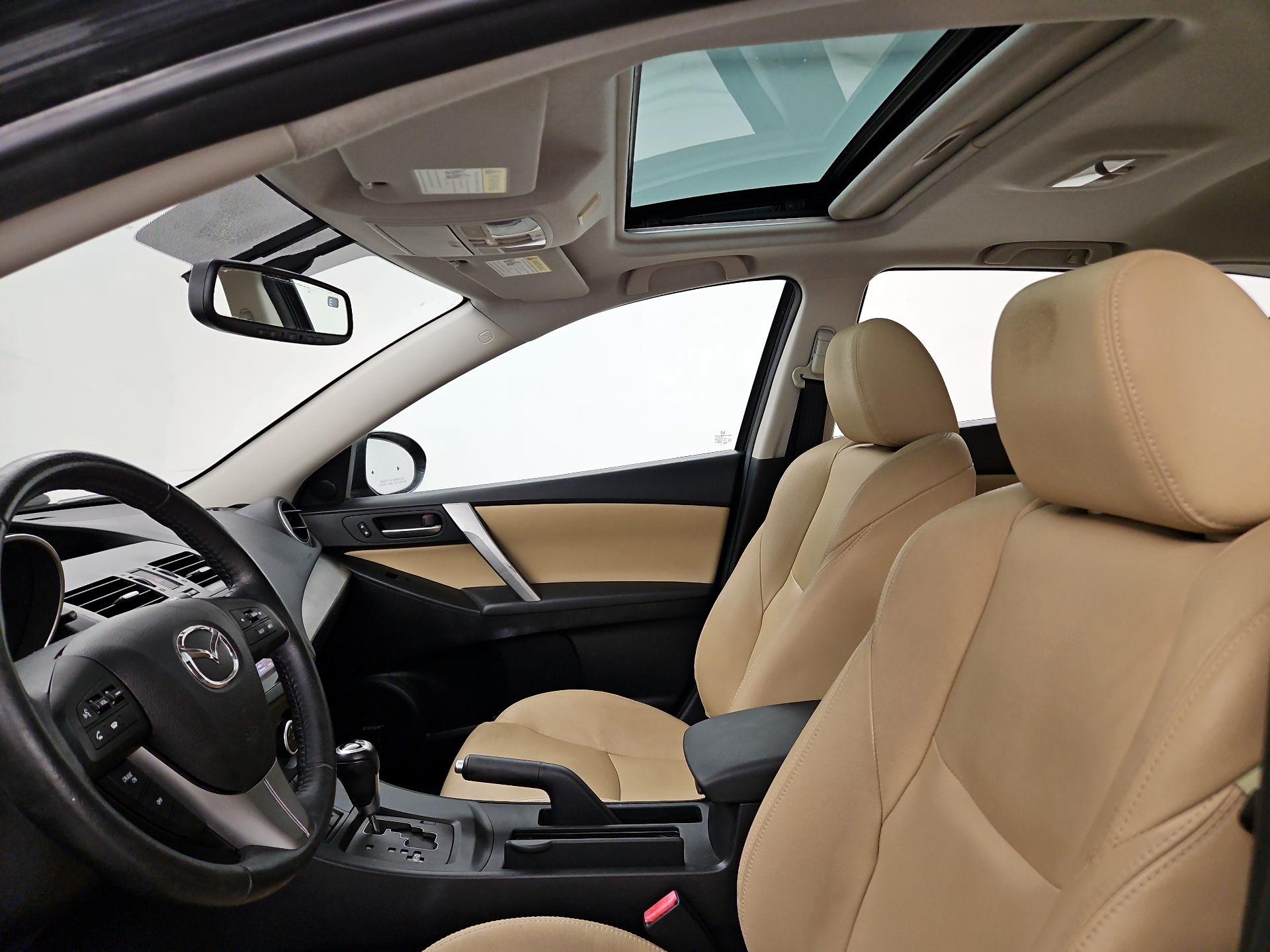 Thumbnail: 2013 Mazda Mazda3 - 18