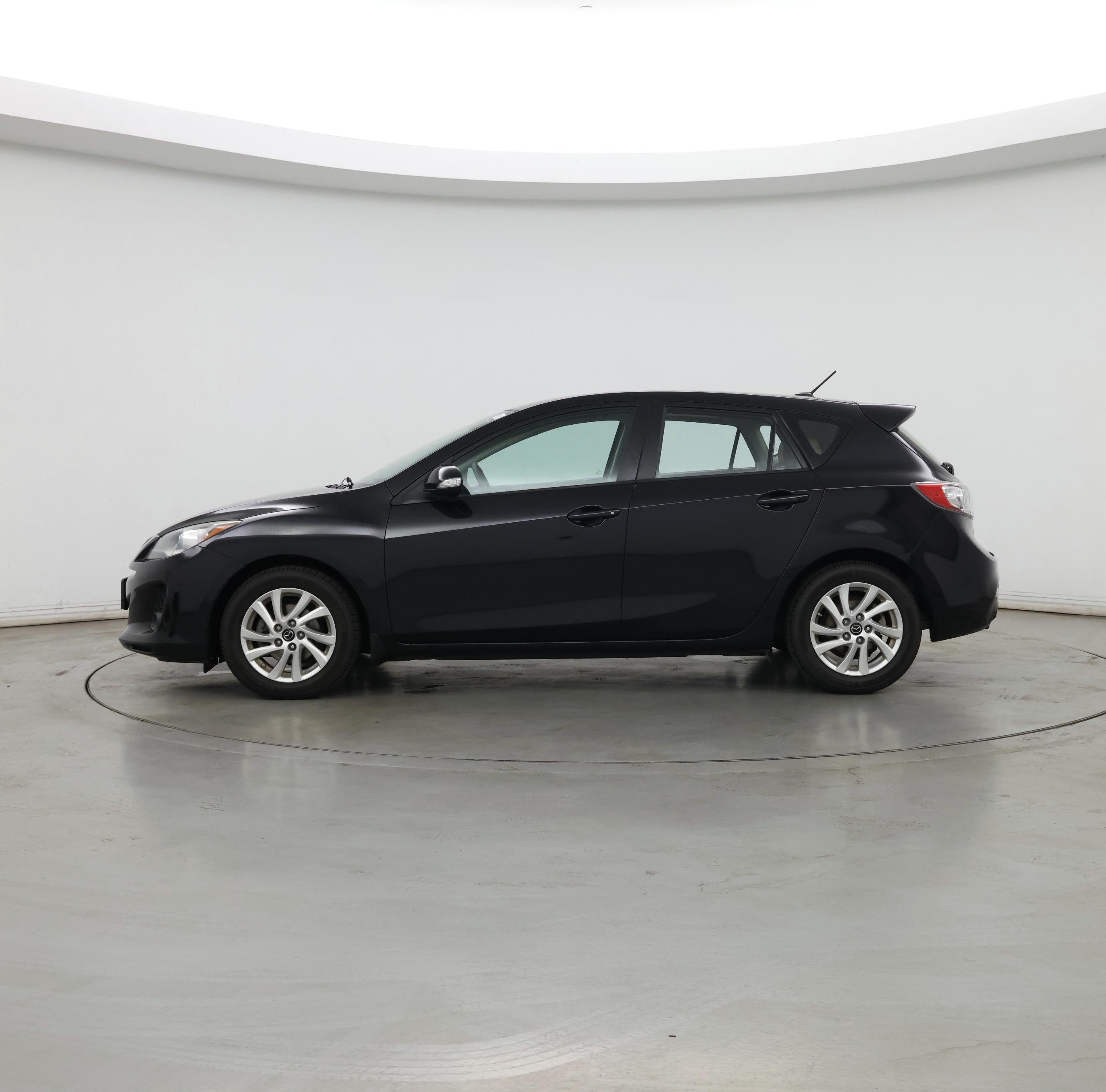 Thumbnail: 2013 Mazda Mazda3 - 3