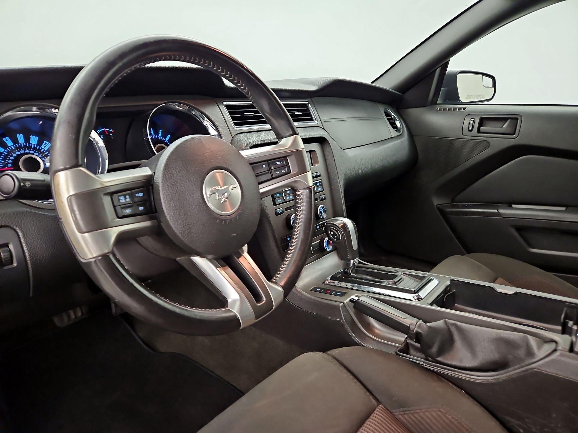 Thumbnail: 2013 Ford Mustang - 9