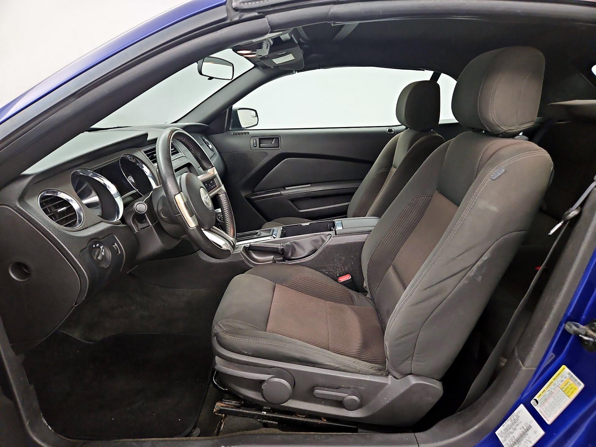 Thumbnail: 2013 Ford Mustang - 11