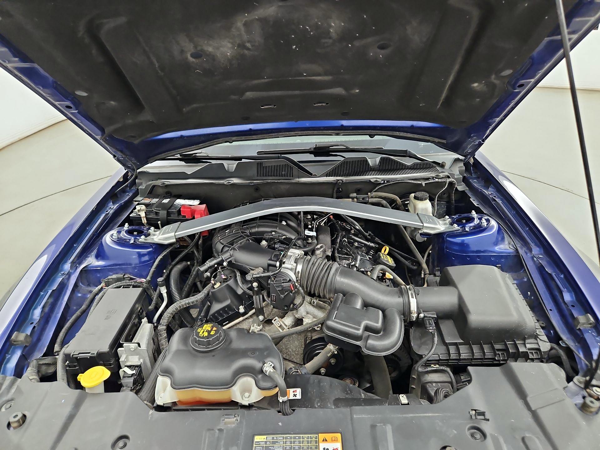 Thumbnail: 2013 Ford Mustang - 18