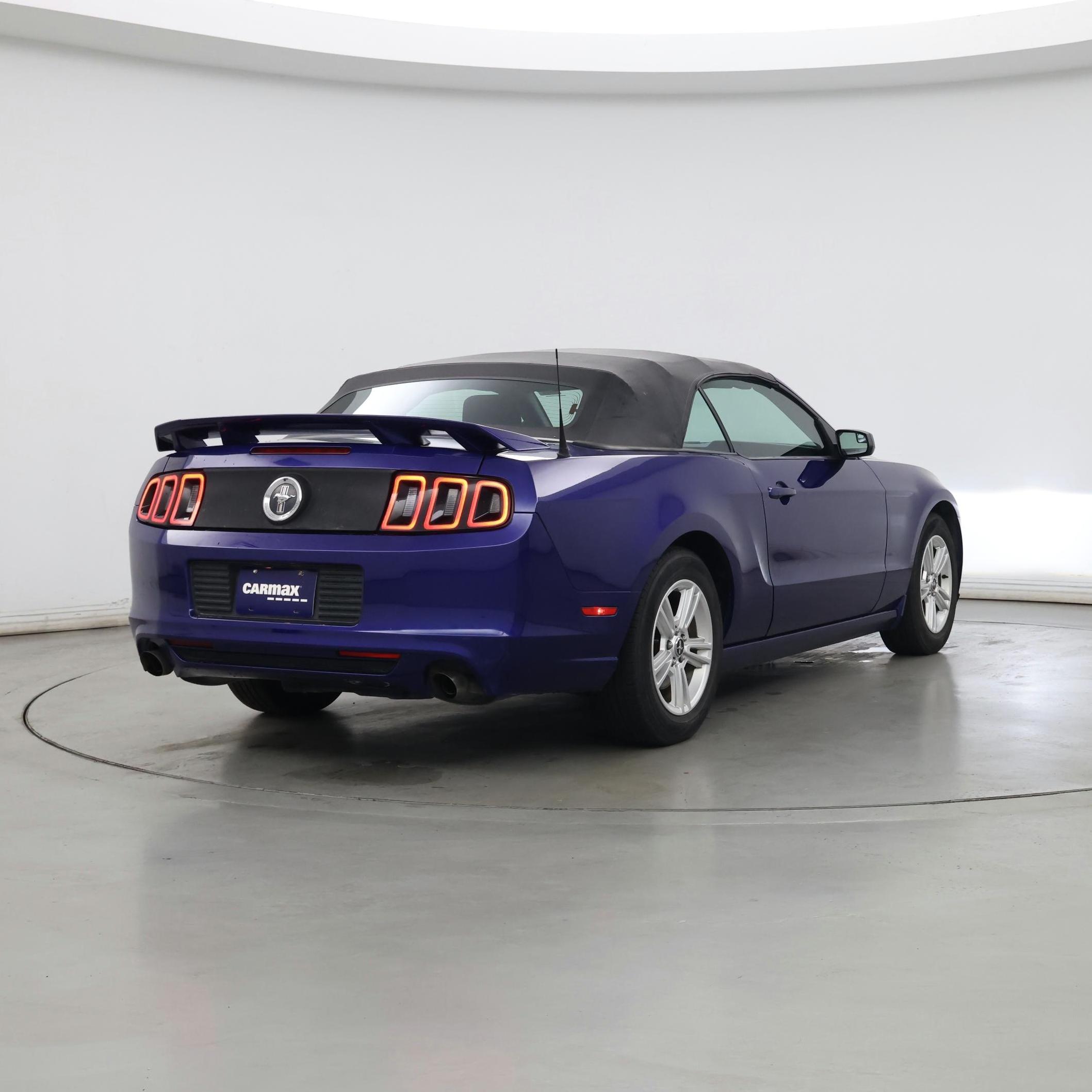 Thumbnail: 2013 Ford Mustang - 8