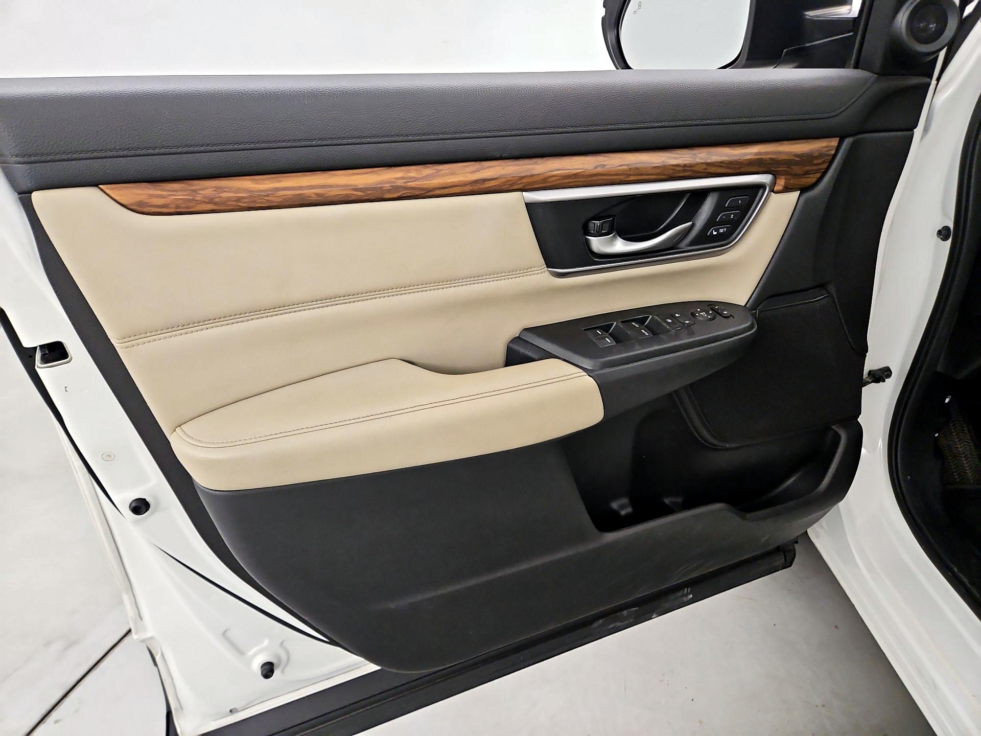 Thumbnail: 2018 Honda CR-V - 12