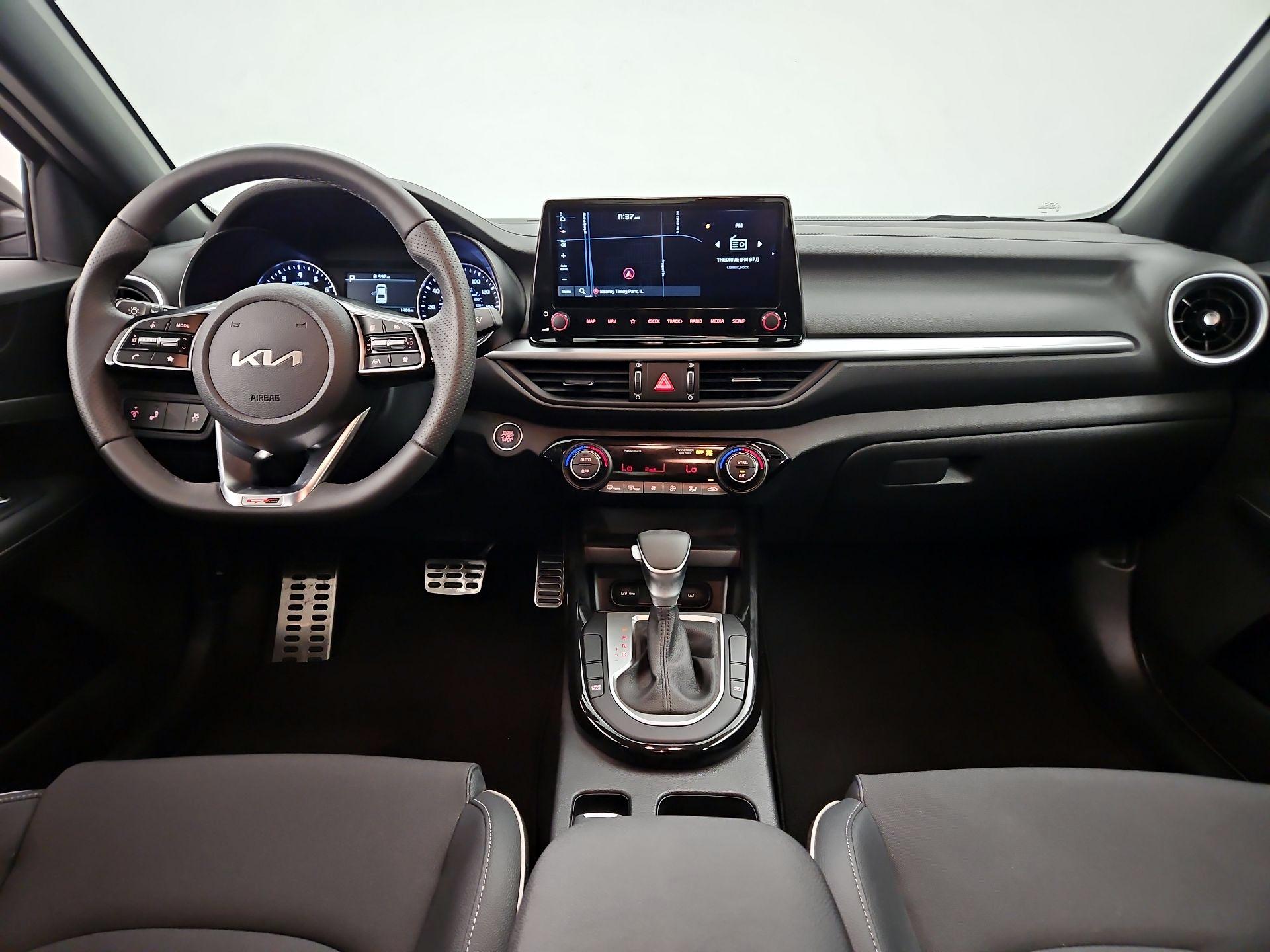 Thumbnail: 2024 Kia Forte - 9