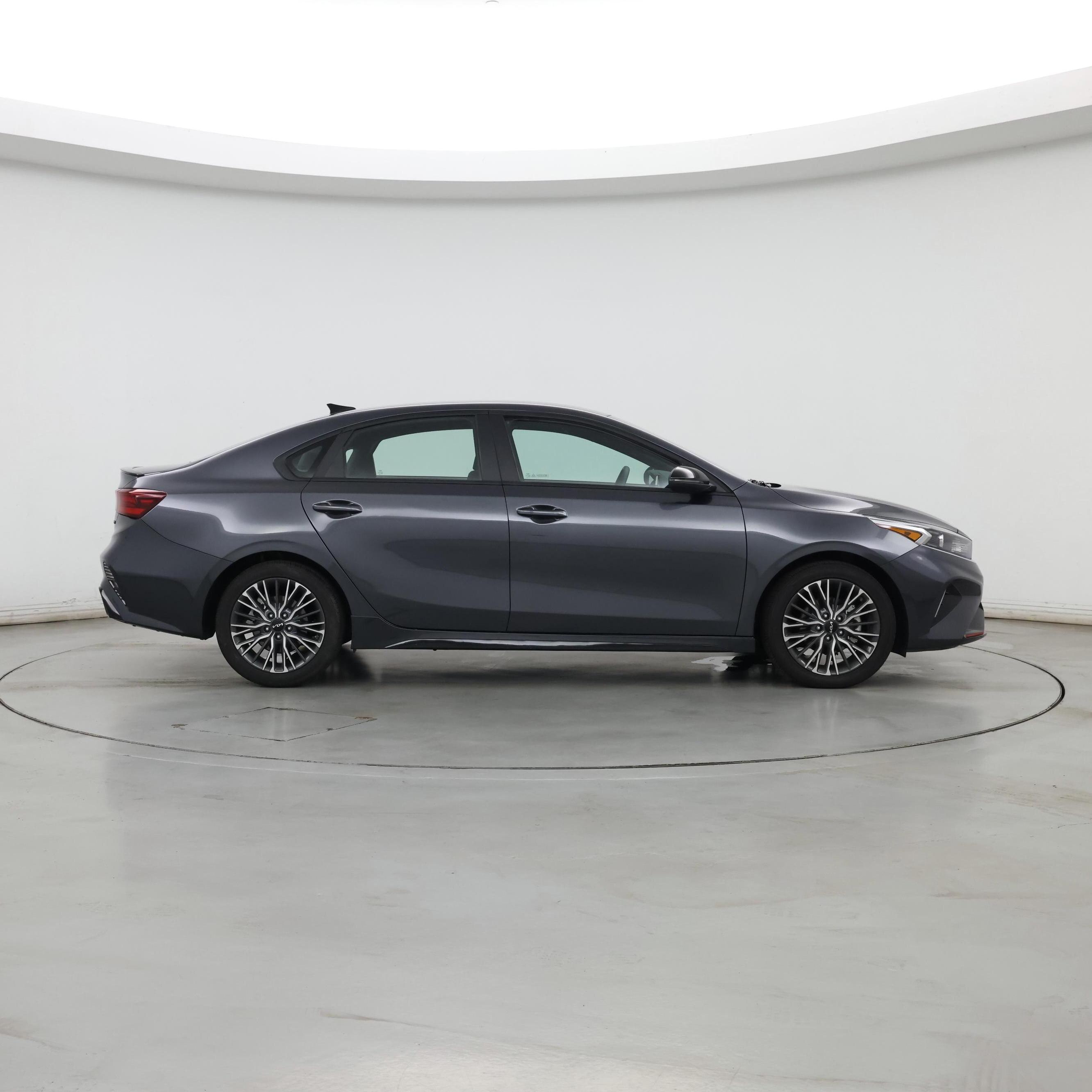 Thumbnail: 2024 Kia Forte - 7