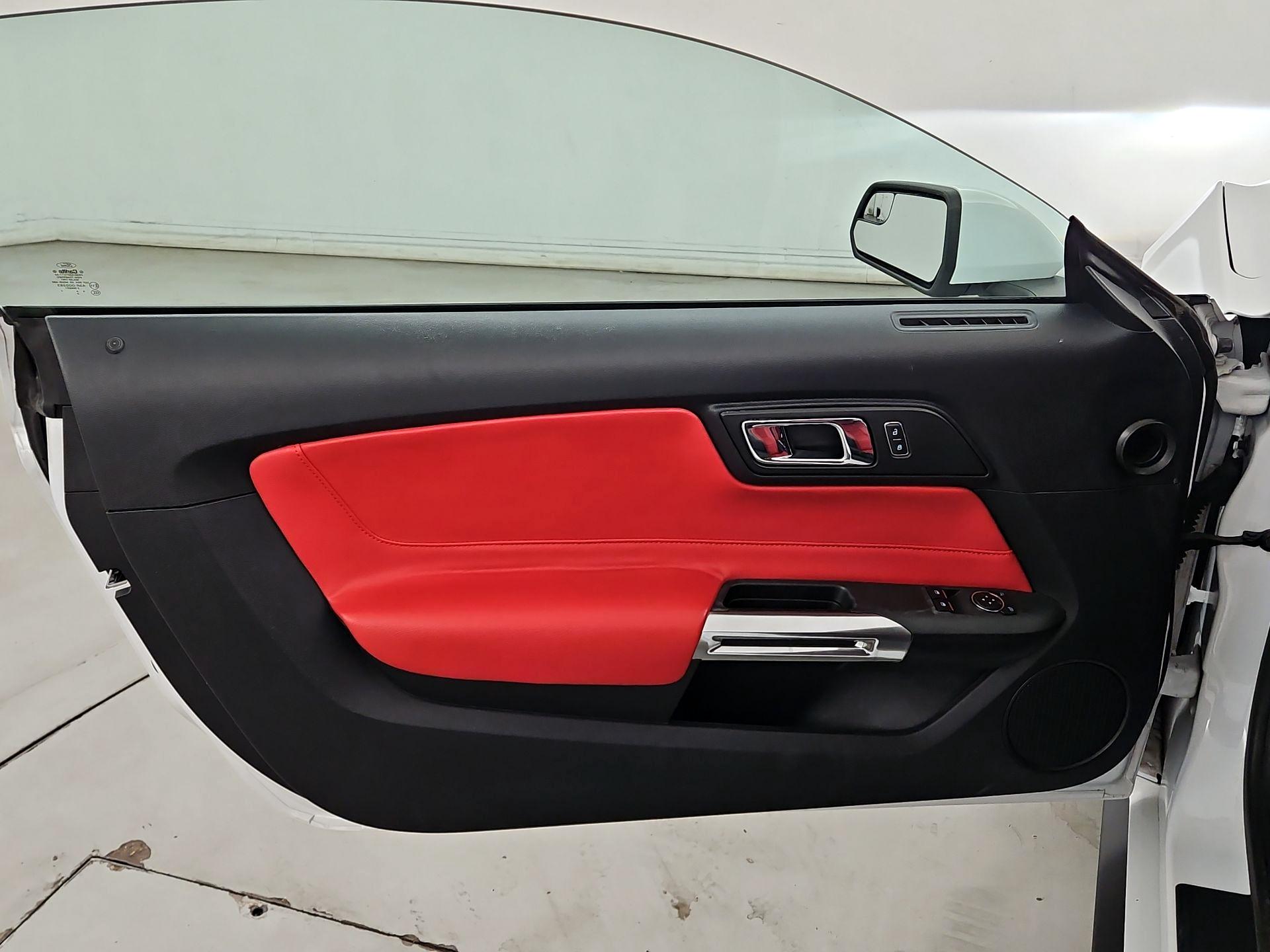 Thumbnail: 2016 Ford Mustang - 12