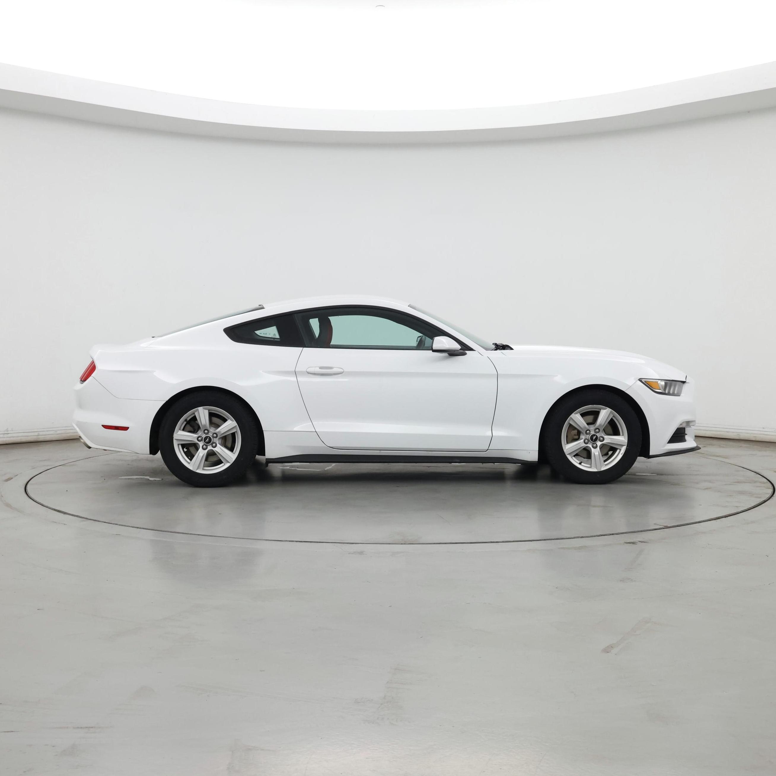 Thumbnail: 2016 Ford Mustang - 7