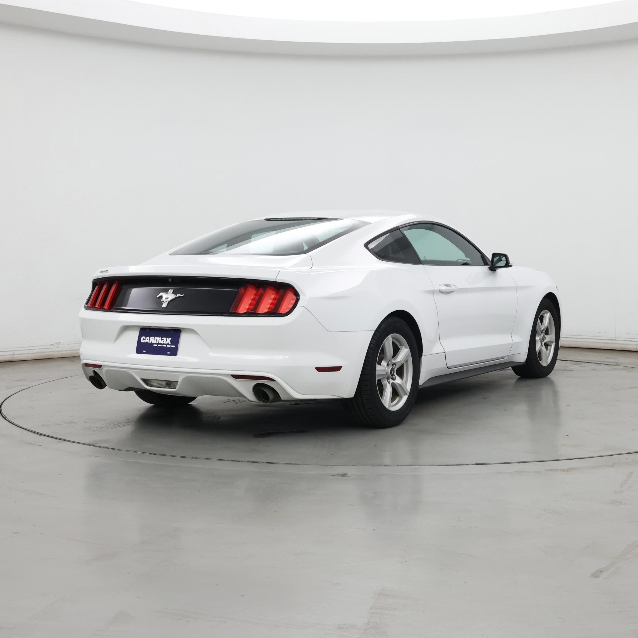 Thumbnail: 2016 Ford Mustang - 8