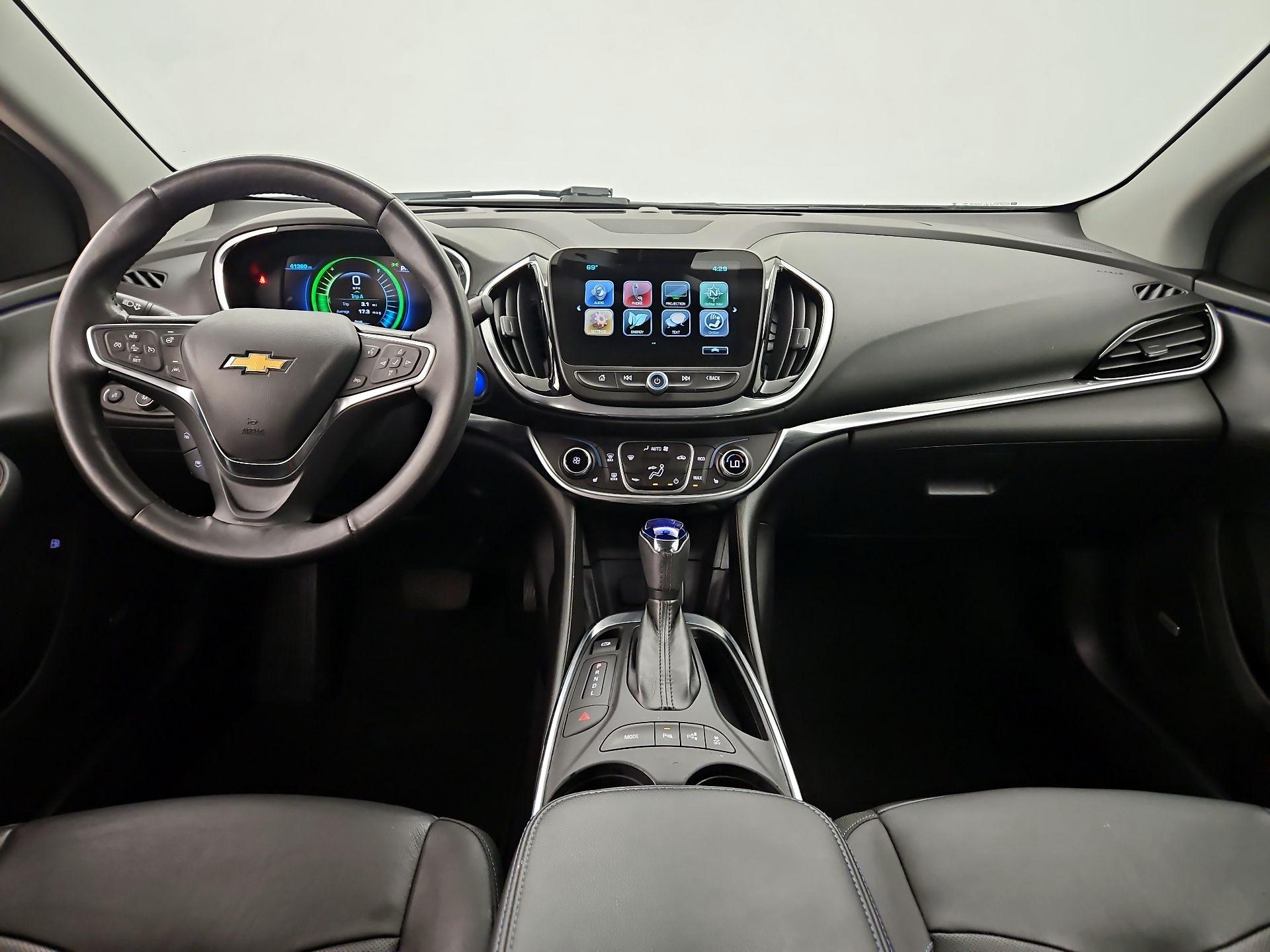 Thumbnail: 2018 Chevrolet Volt - 9
