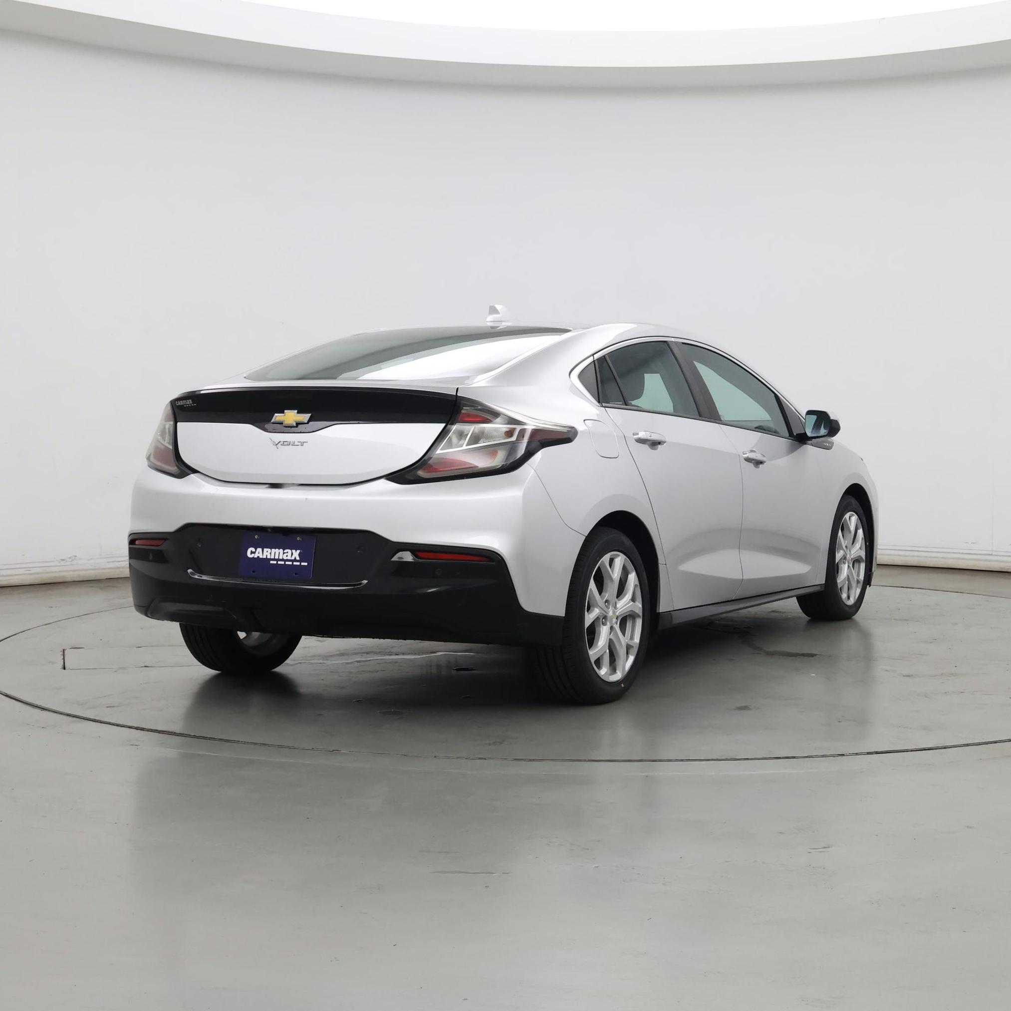 Thumbnail: 2018 Chevrolet Volt - 8