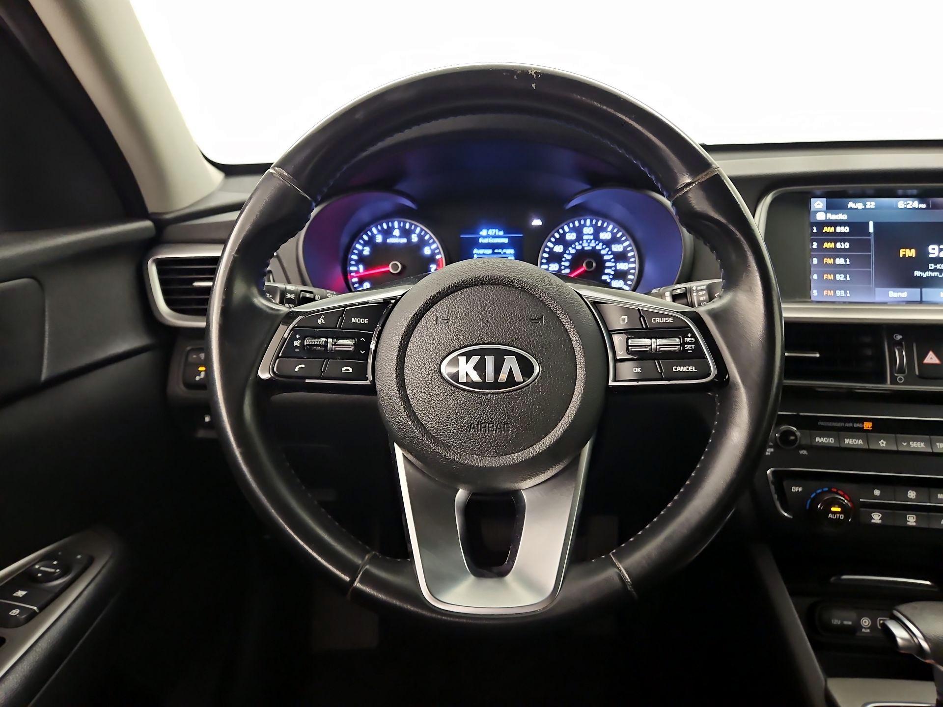 Thumbnail: 2019 Kia Optima - 10