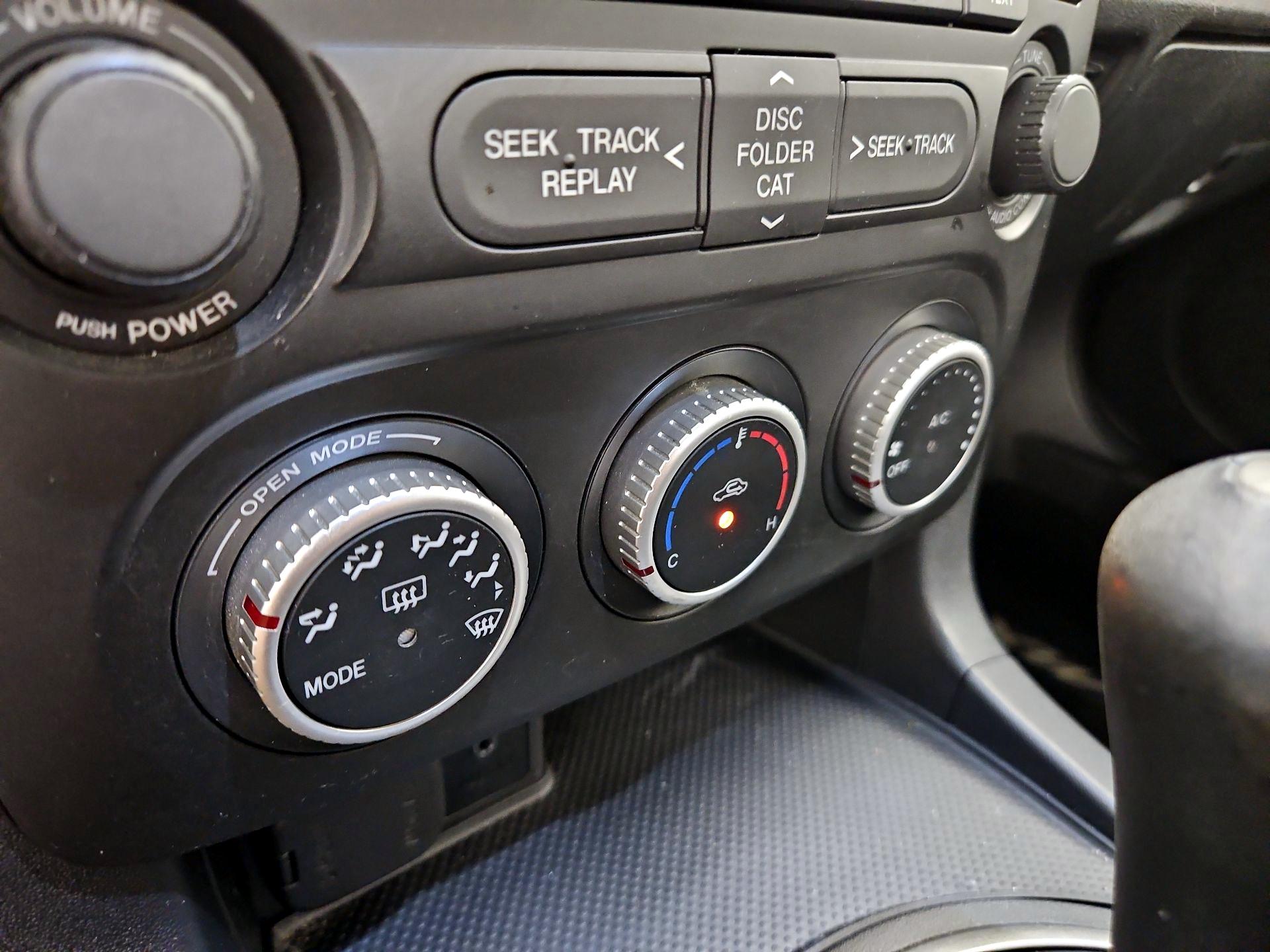 Thumbnail: 2013 Mazda MX-5 Miata - 15