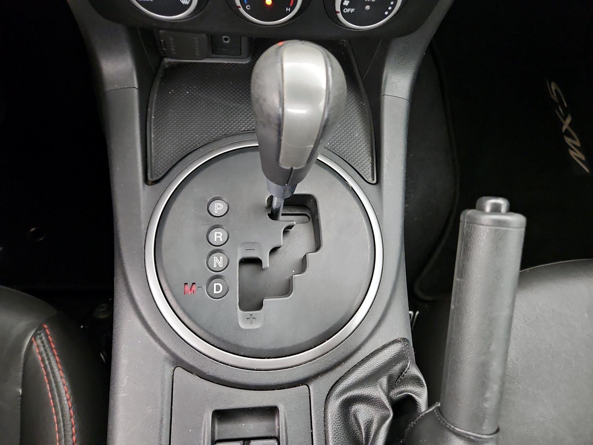Thumbnail: 2013 Mazda MX-5 Miata - 16