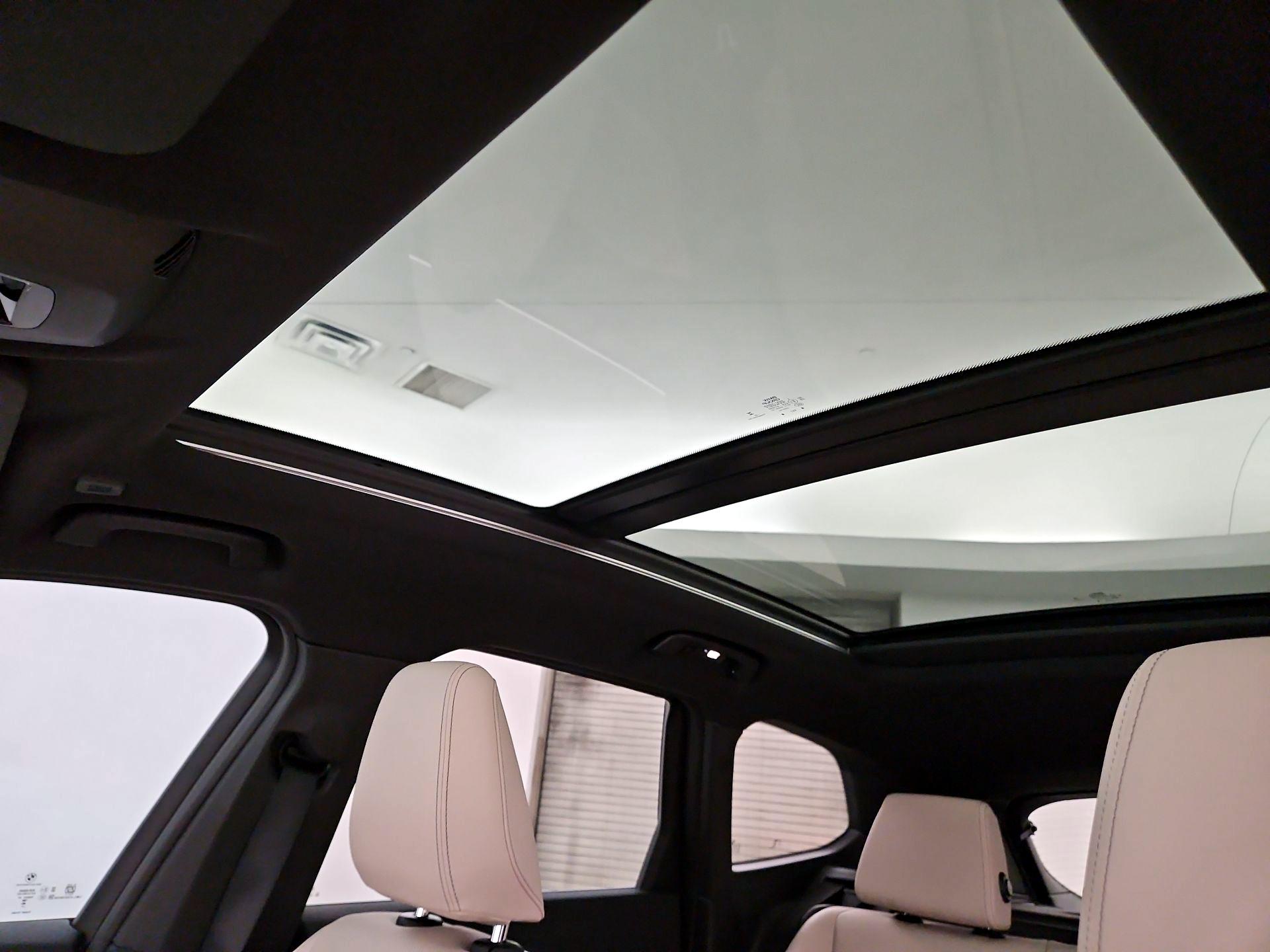 Thumbnail: 2023 BMW X1 - 20