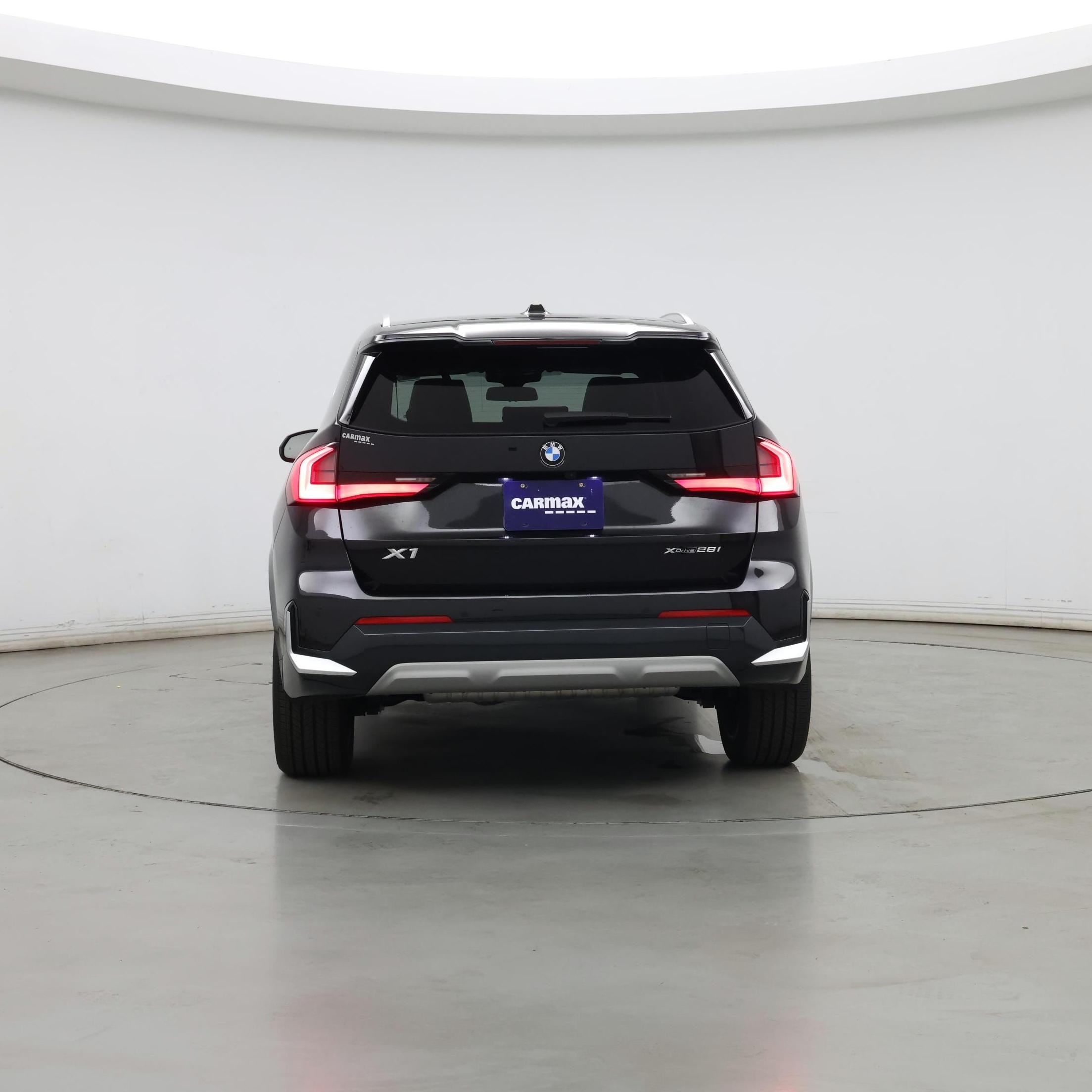 Thumbnail: 2023 BMW X1 - 6