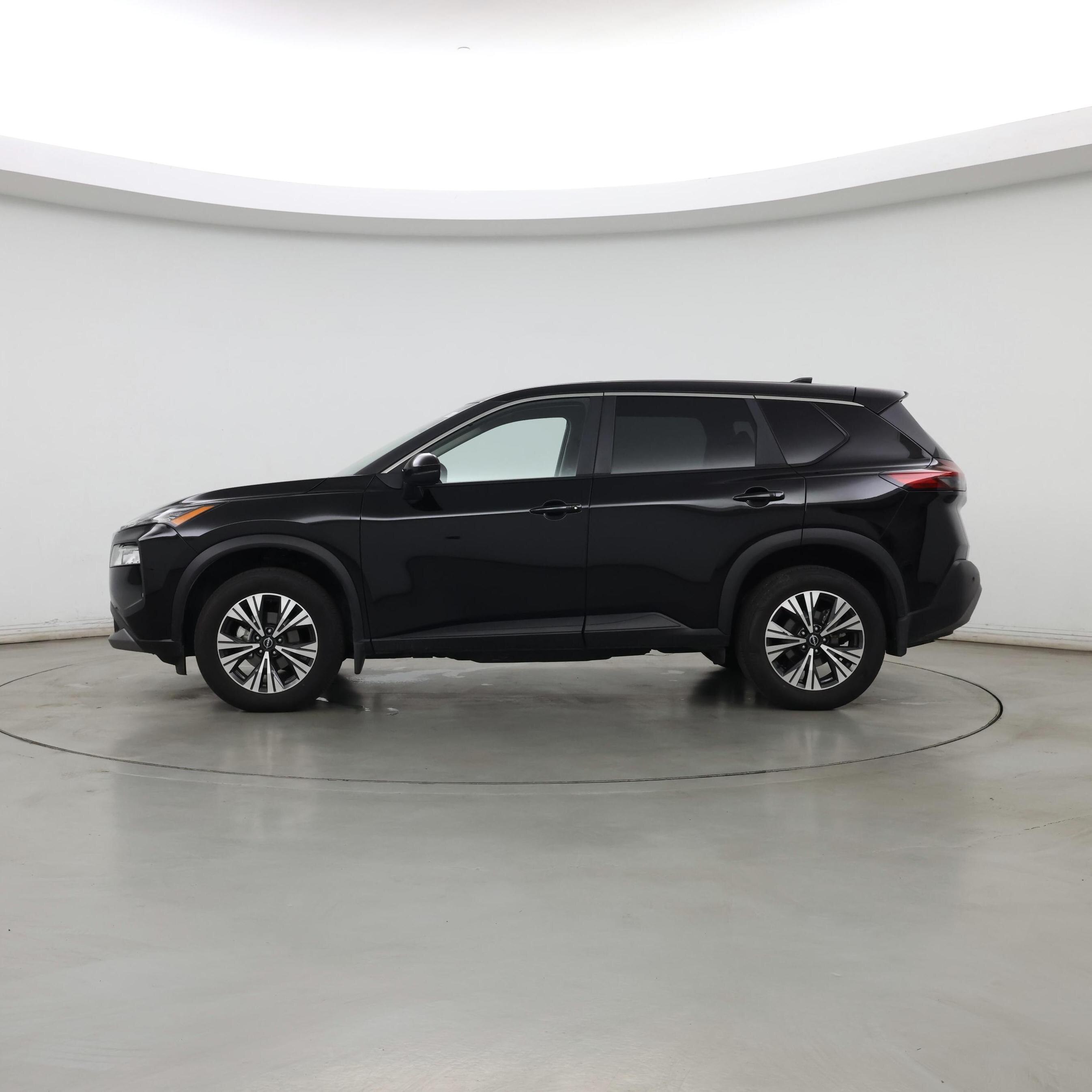 Thumbnail: 2023 Nissan Rogue - 3