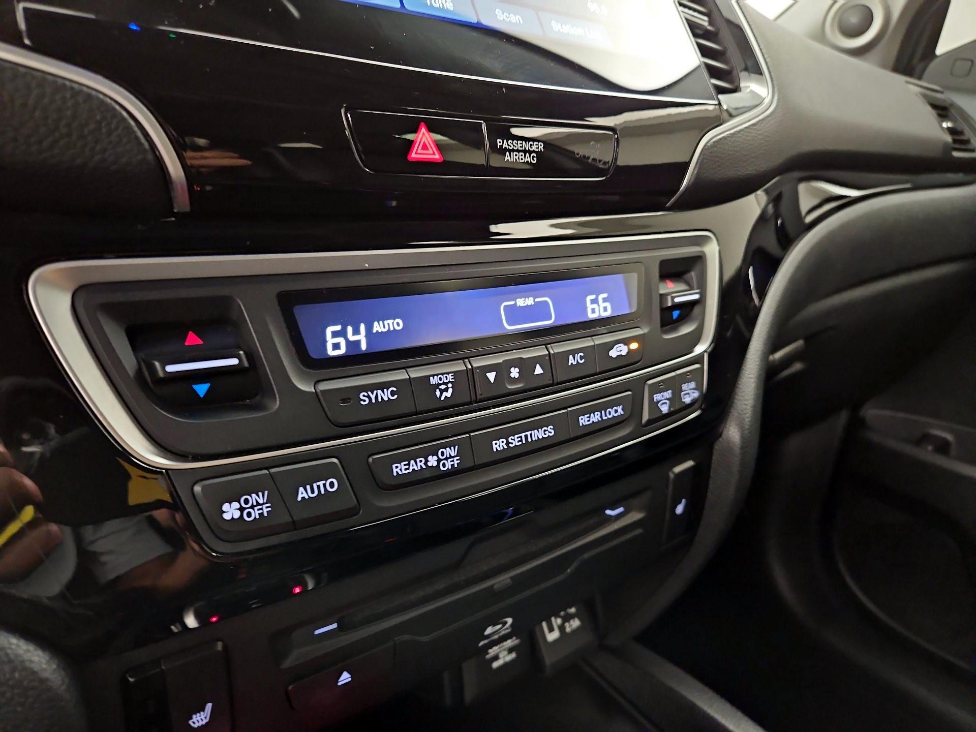 Thumbnail: 2022 Honda Pilot - 16