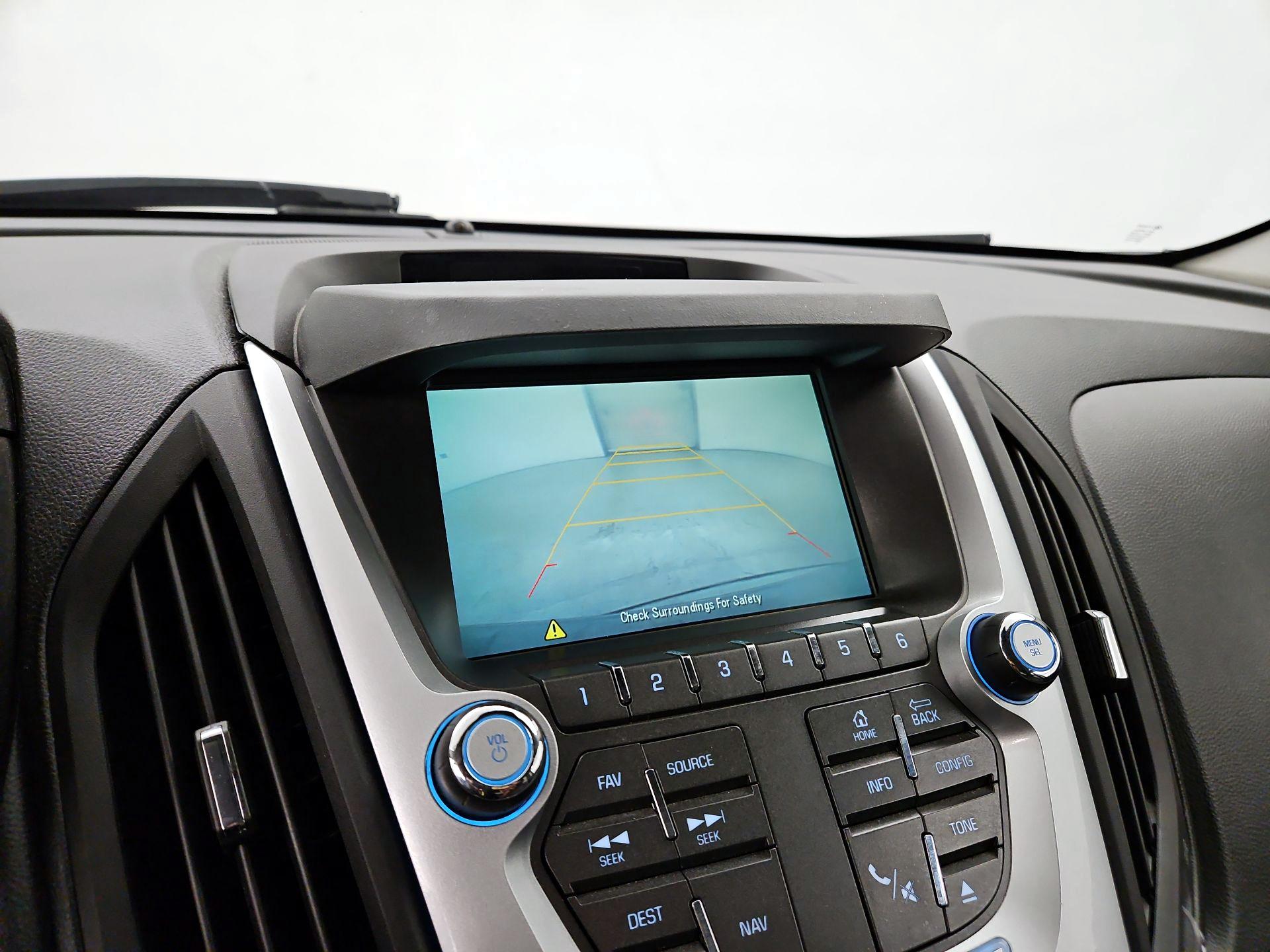 Thumbnail: 2015 Chevrolet Equinox - 14